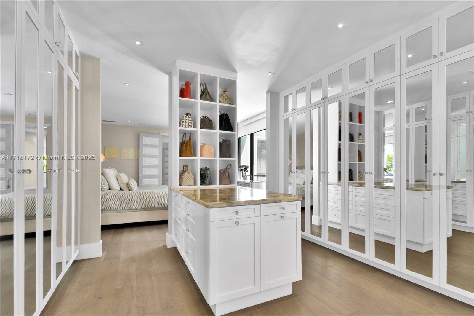 BISCAYNE PARK TERR - Residential