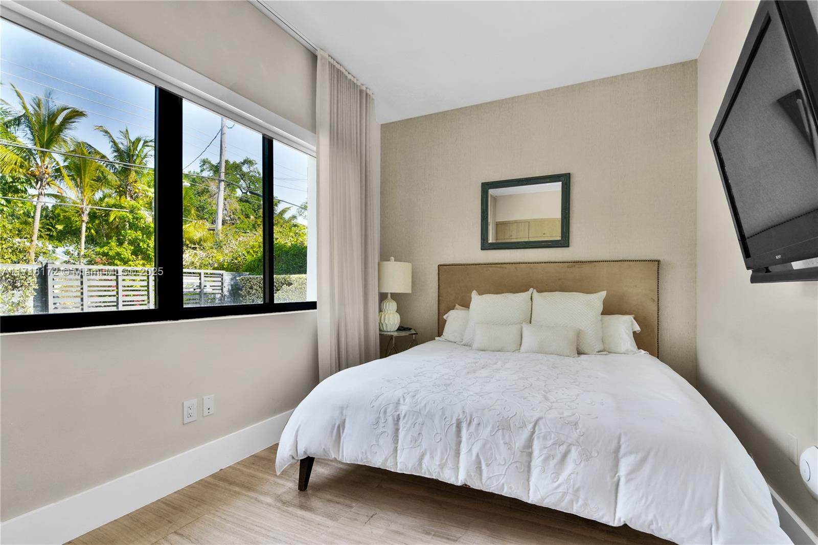 BISCAYNE PARK TERR - Residential