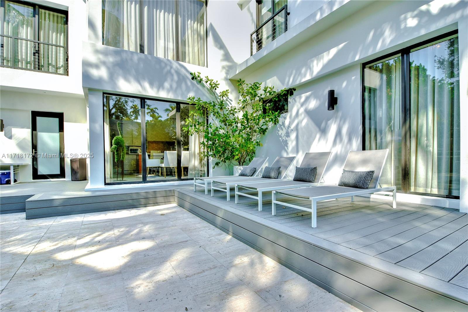 BISCAYNE PARK TERR - Residential