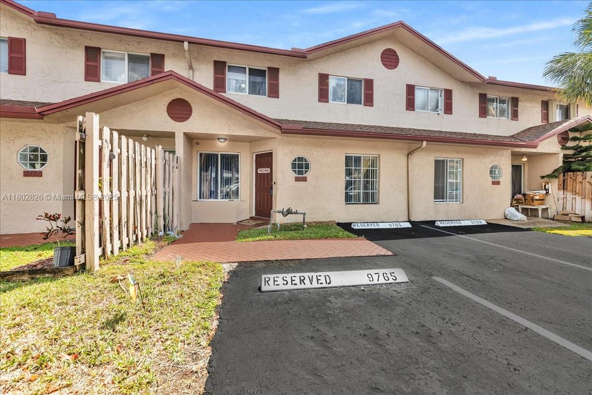 WELLEBY UNIT THIRTEEN - Residential