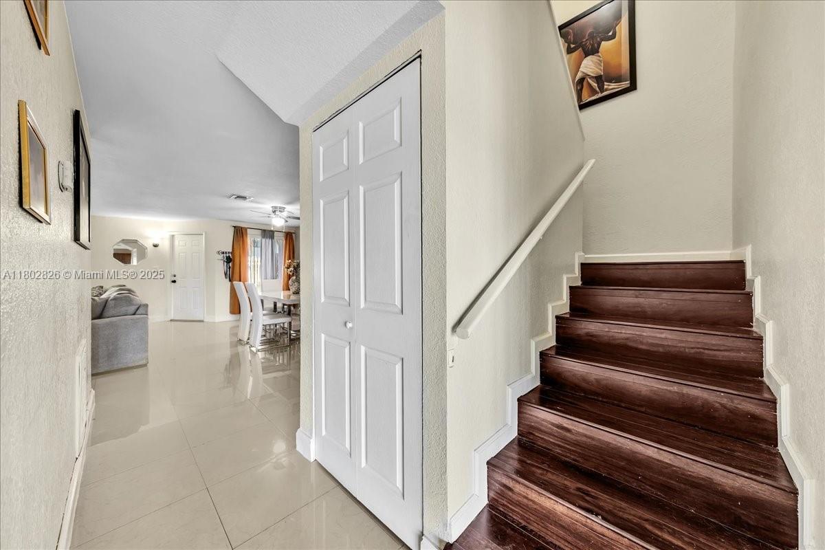 WELLEBY UNIT THIRTEEN - Residential