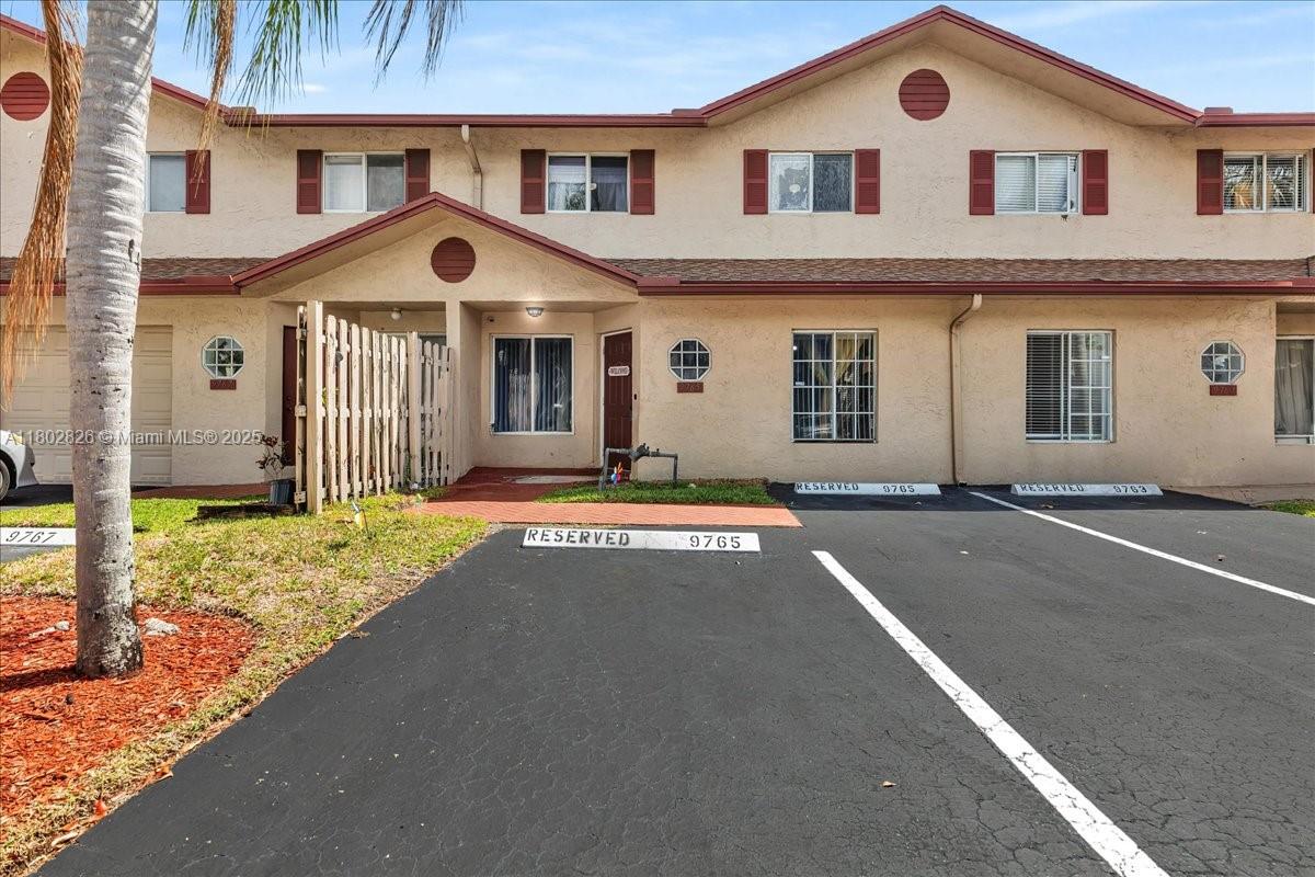 WELLEBY UNIT THIRTEEN - Residential