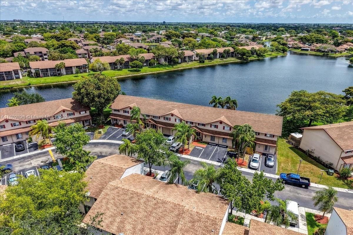 WELLEBY UNIT THIRTEEN - Residential