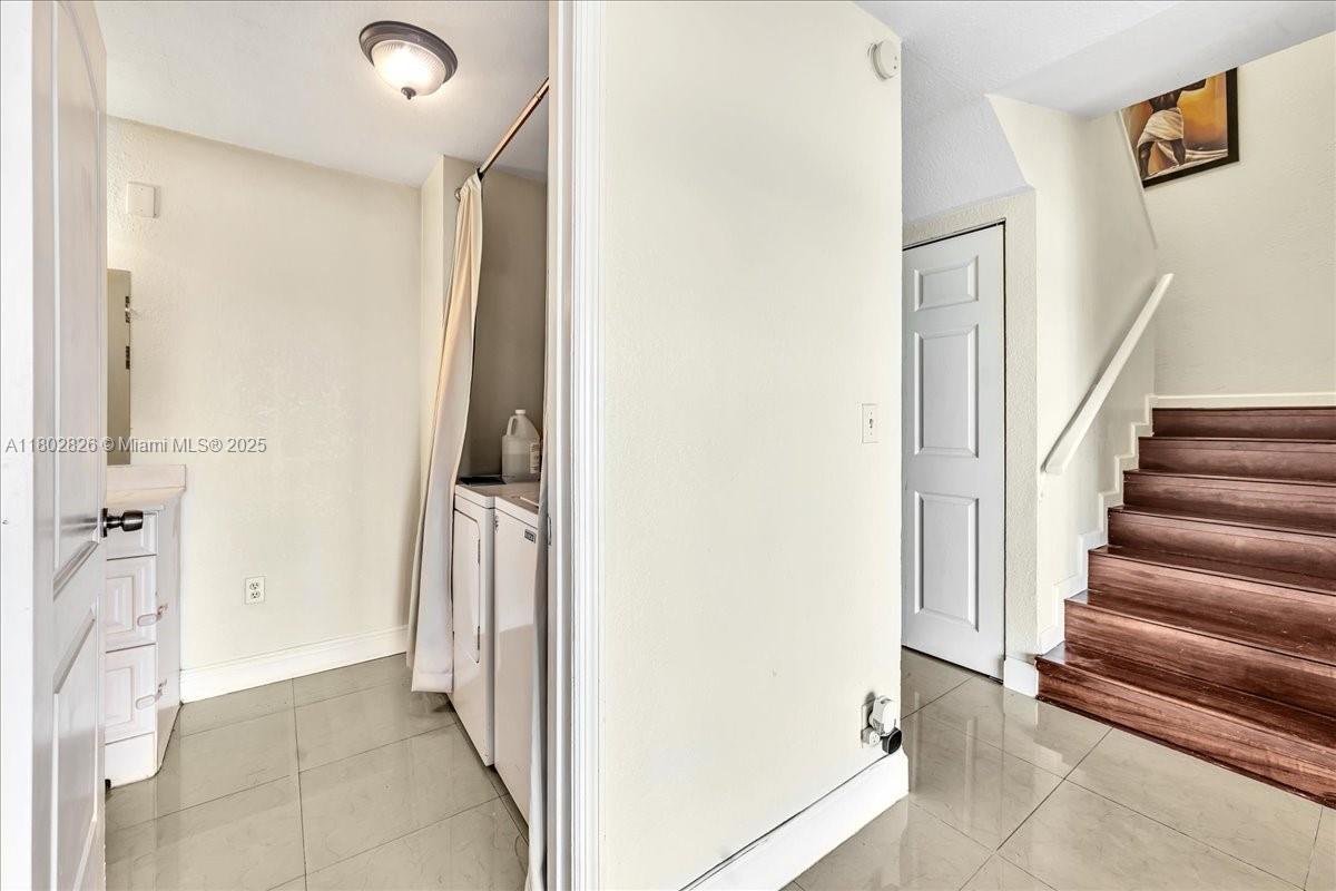 WELLEBY UNIT THIRTEEN - Residential