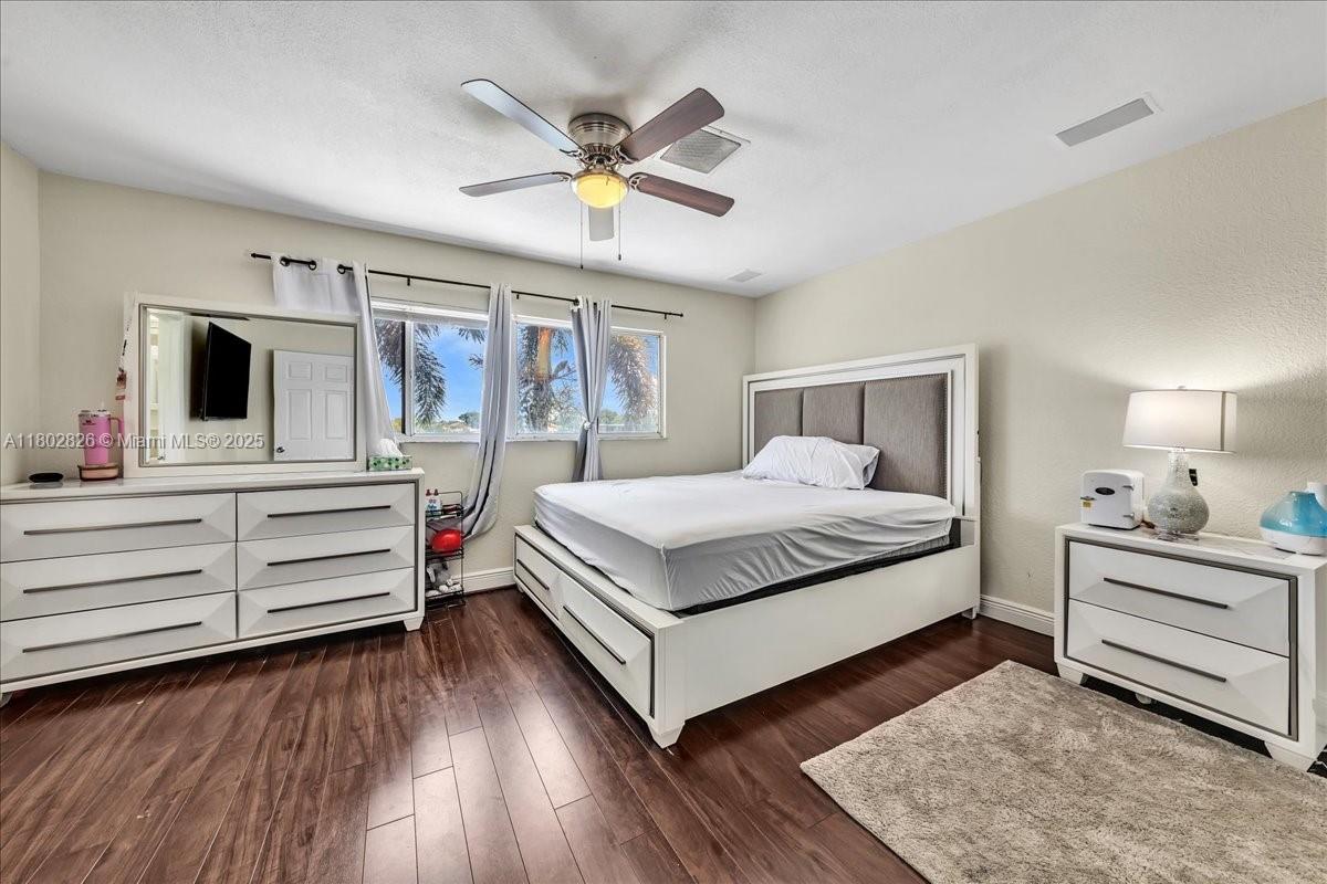 WELLEBY UNIT THIRTEEN - Residential