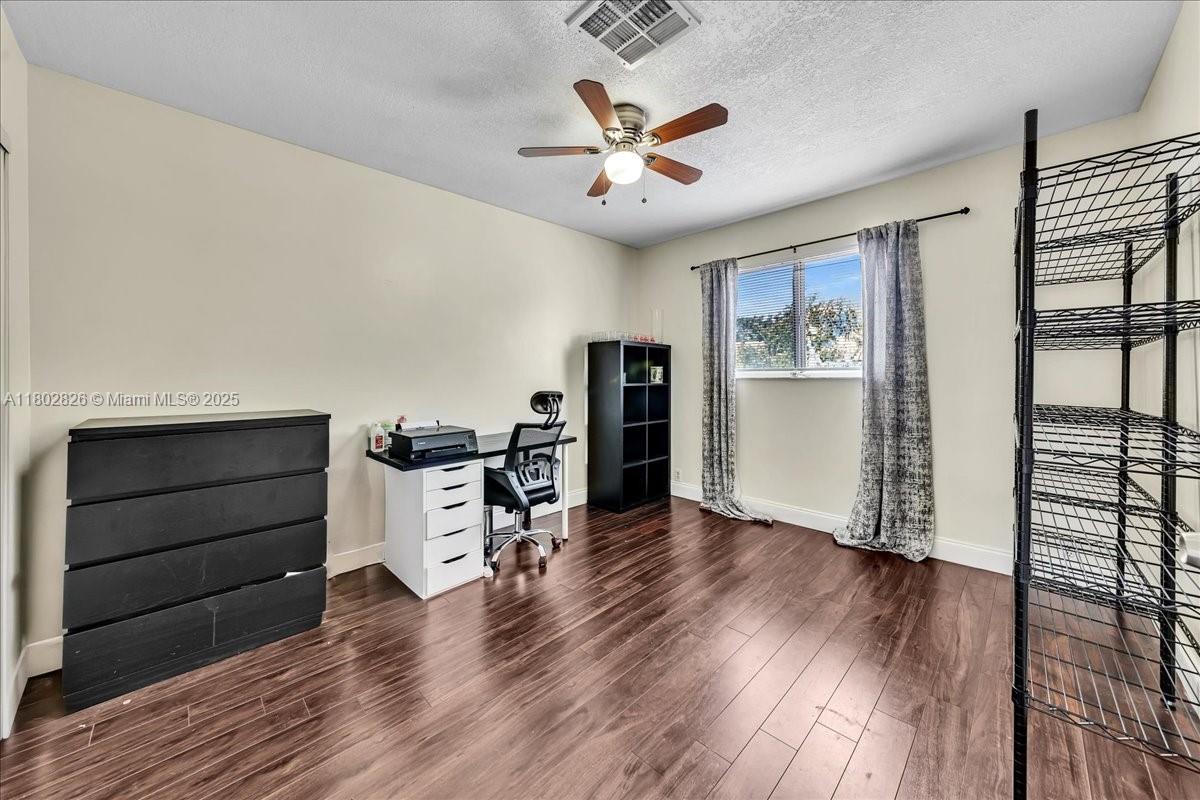 WELLEBY UNIT THIRTEEN - Residential