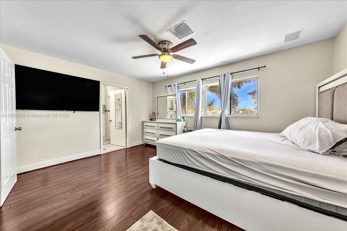 WELLEBY UNIT THIRTEEN - Residential