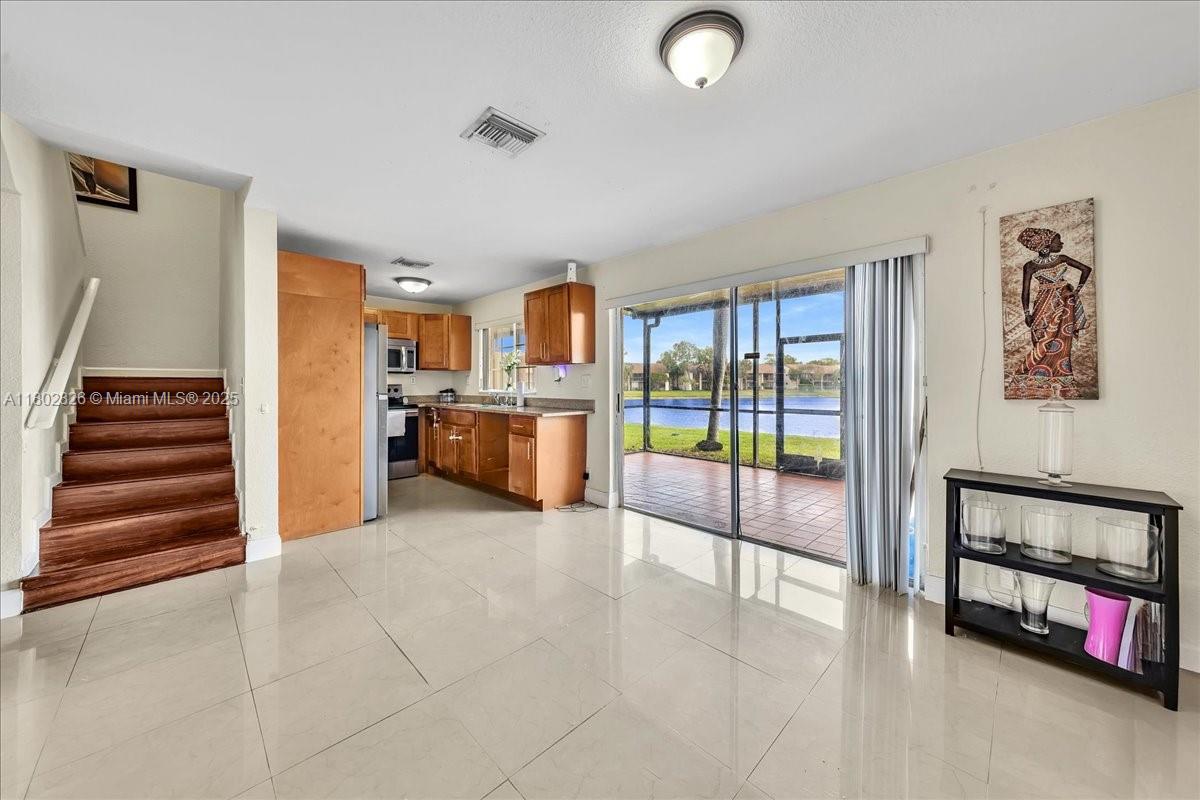 WELLEBY UNIT THIRTEEN - Residential