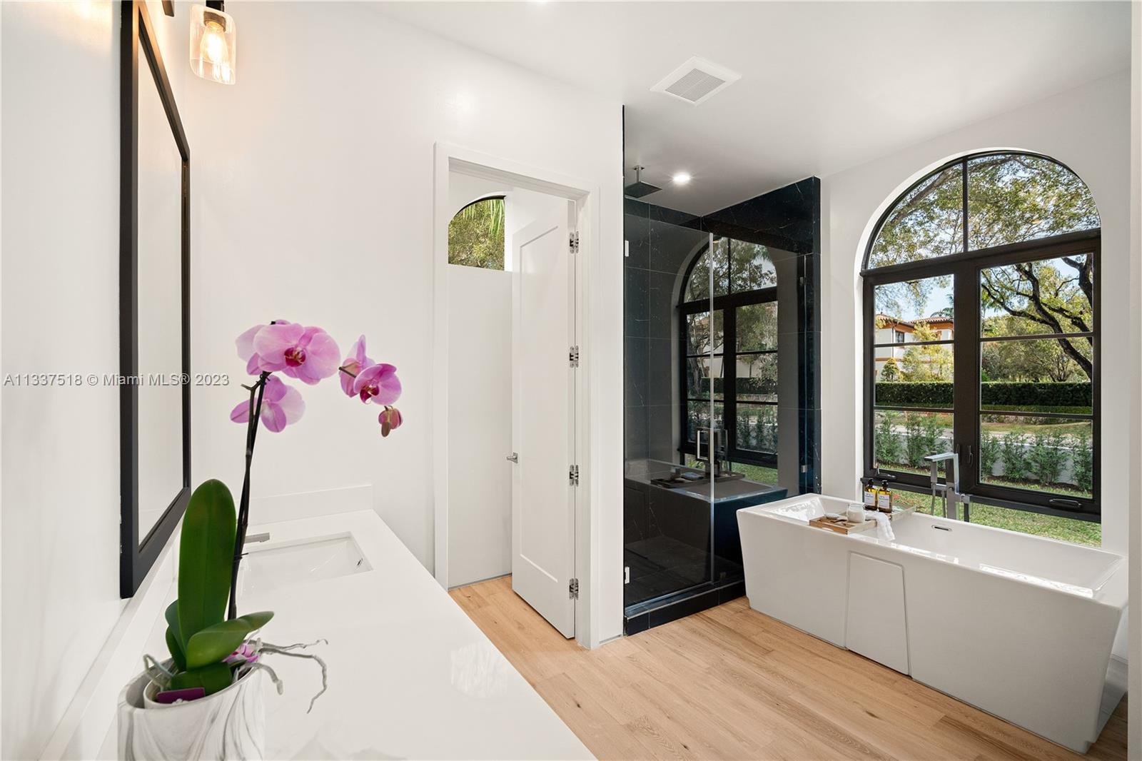 CORAL GABLES BILTMORE SEC - Residential