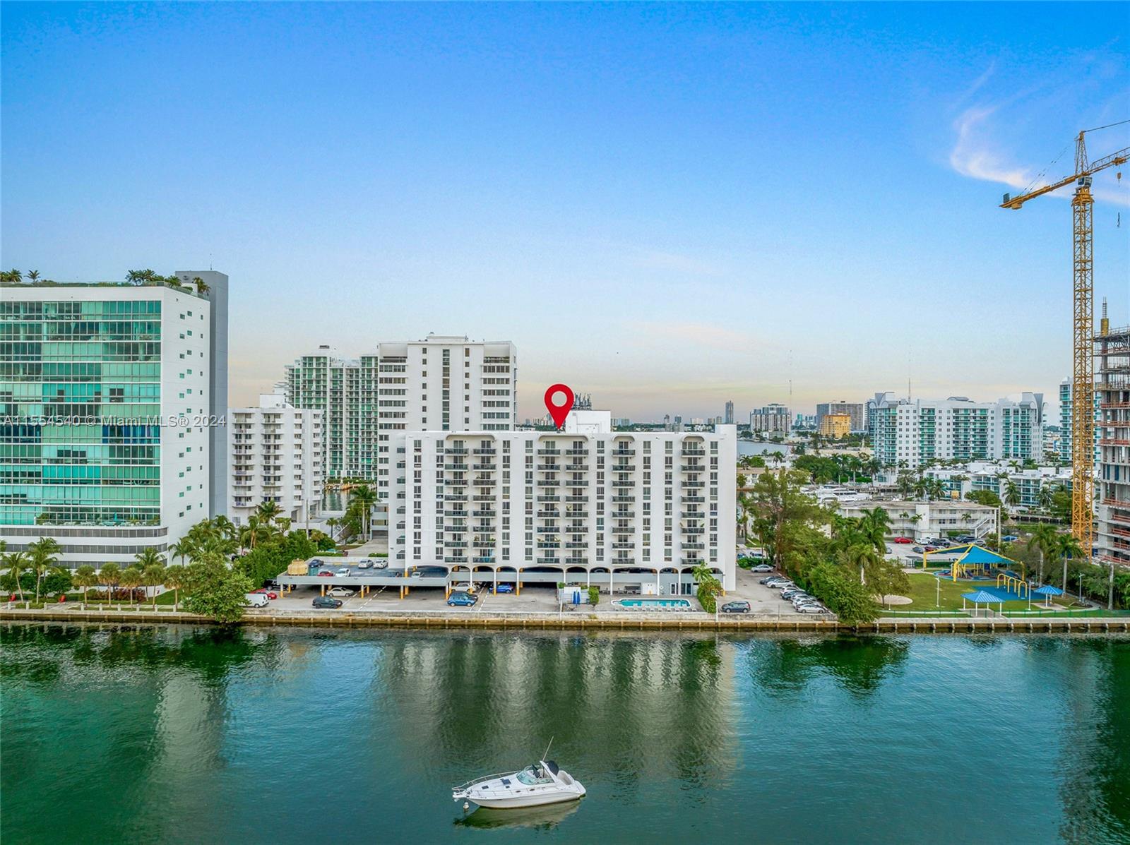 Islander Club - Residential Lease