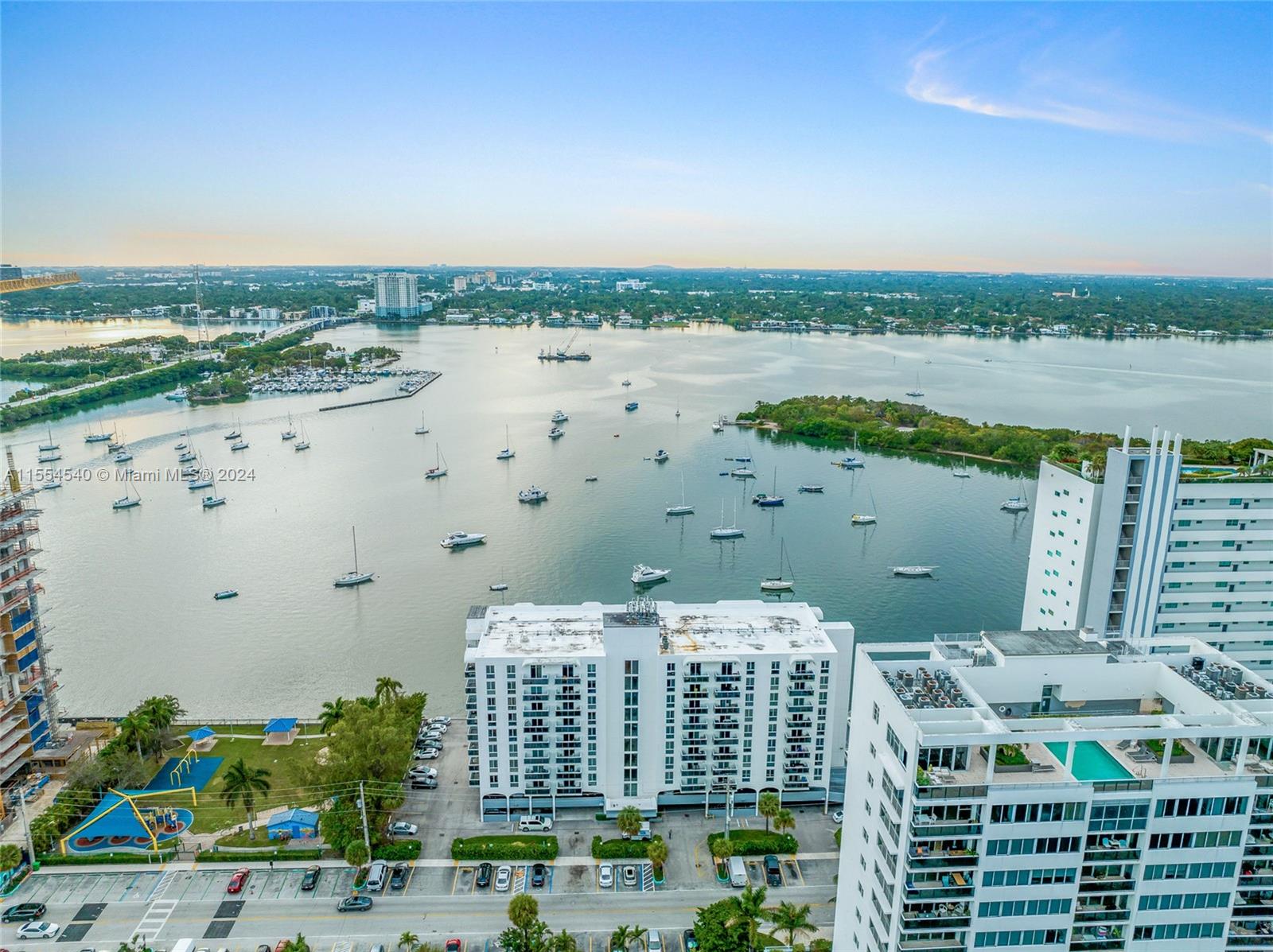 Islander Club - Residential Lease