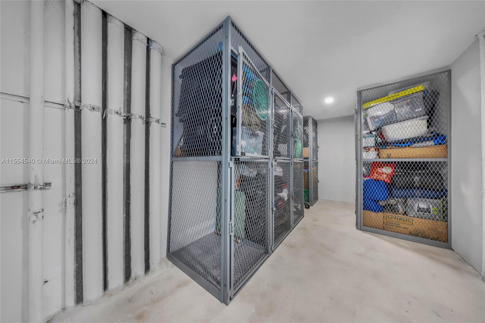 Islander Club - Residential Lease