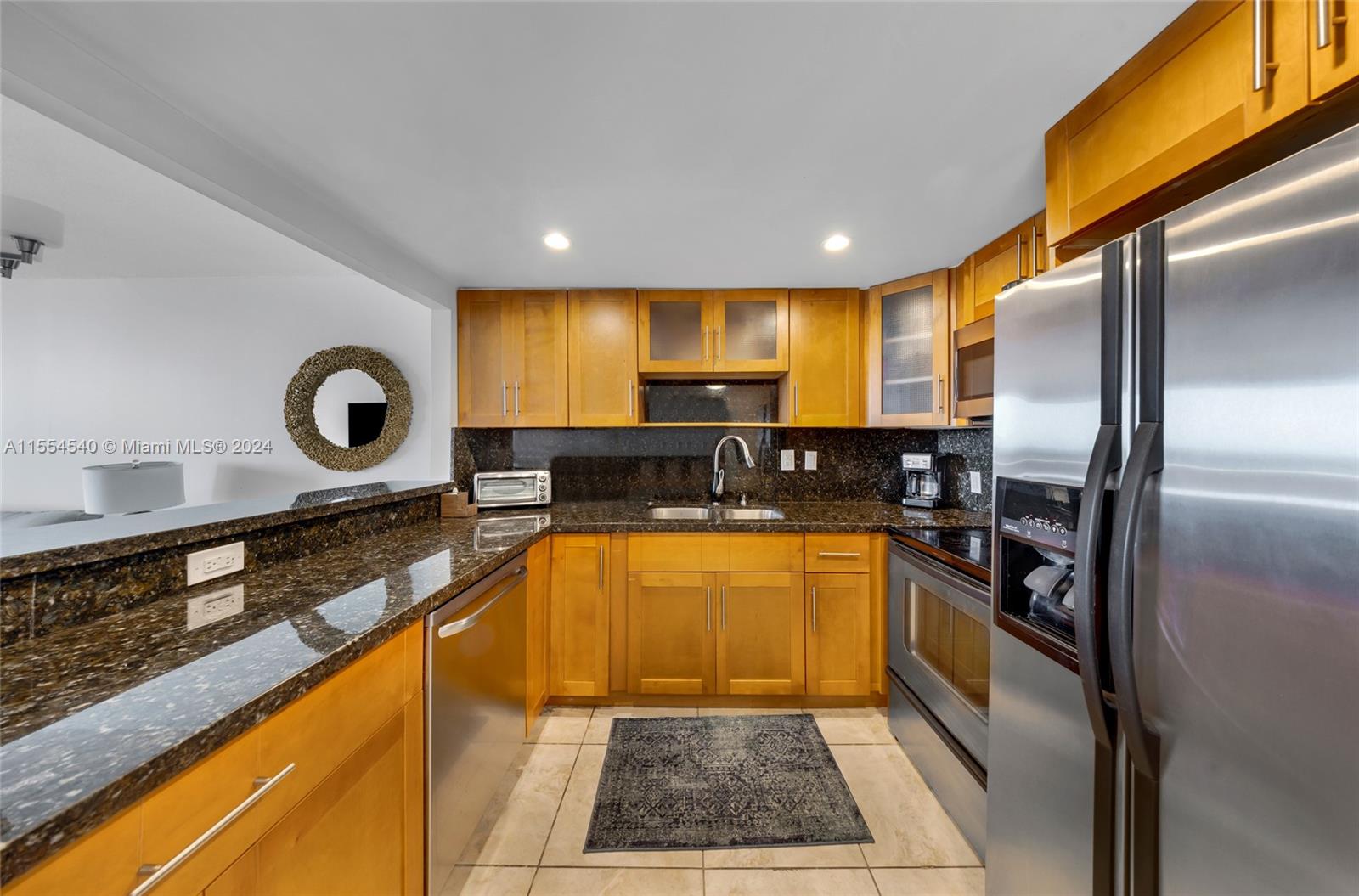 Islander Club - Residential Lease