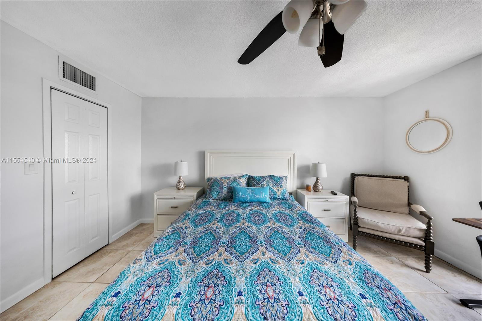 Islander Club - Residential Lease