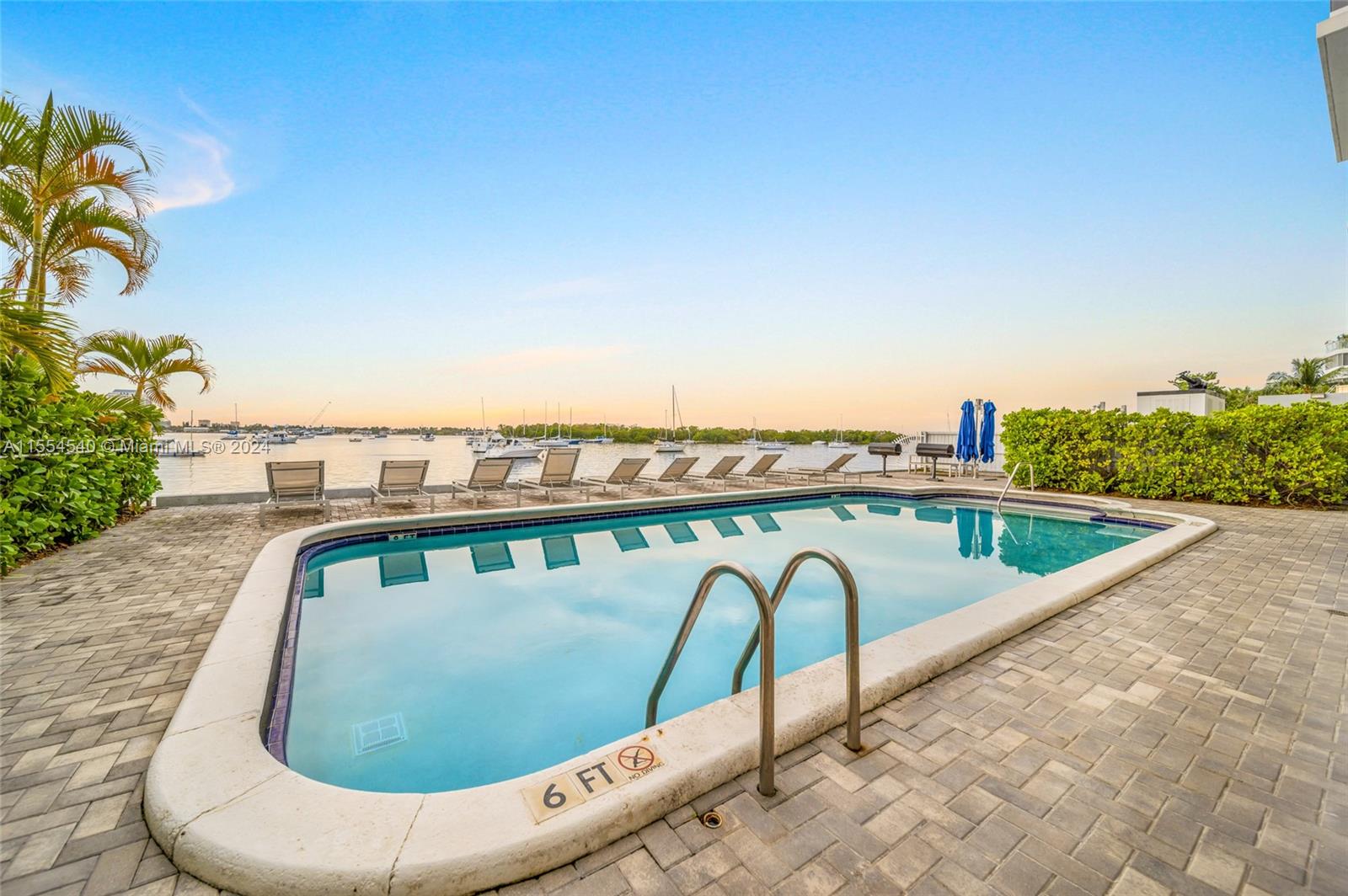 Islander Club - Residential Lease