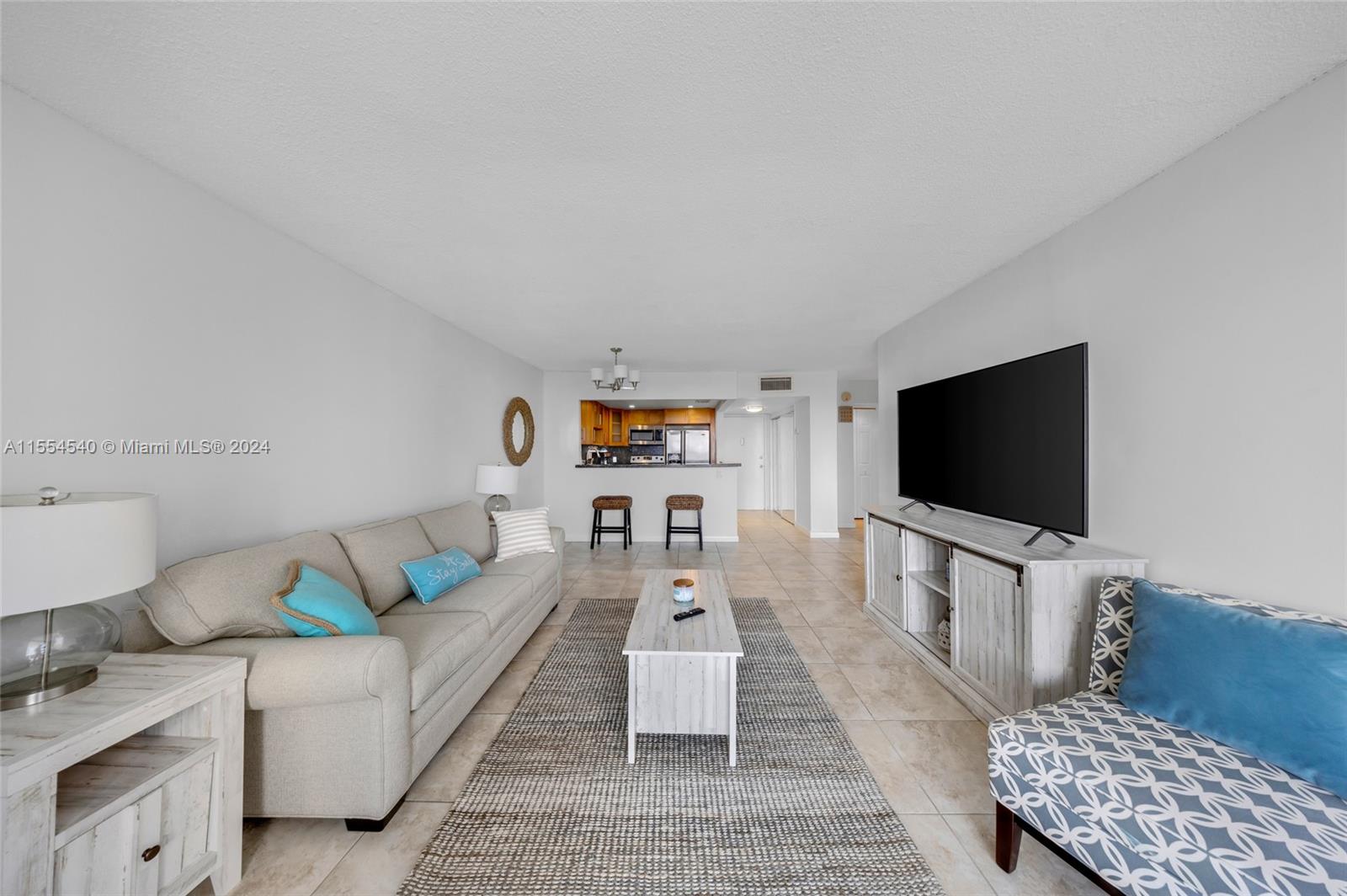 Islander Club - Residential Lease