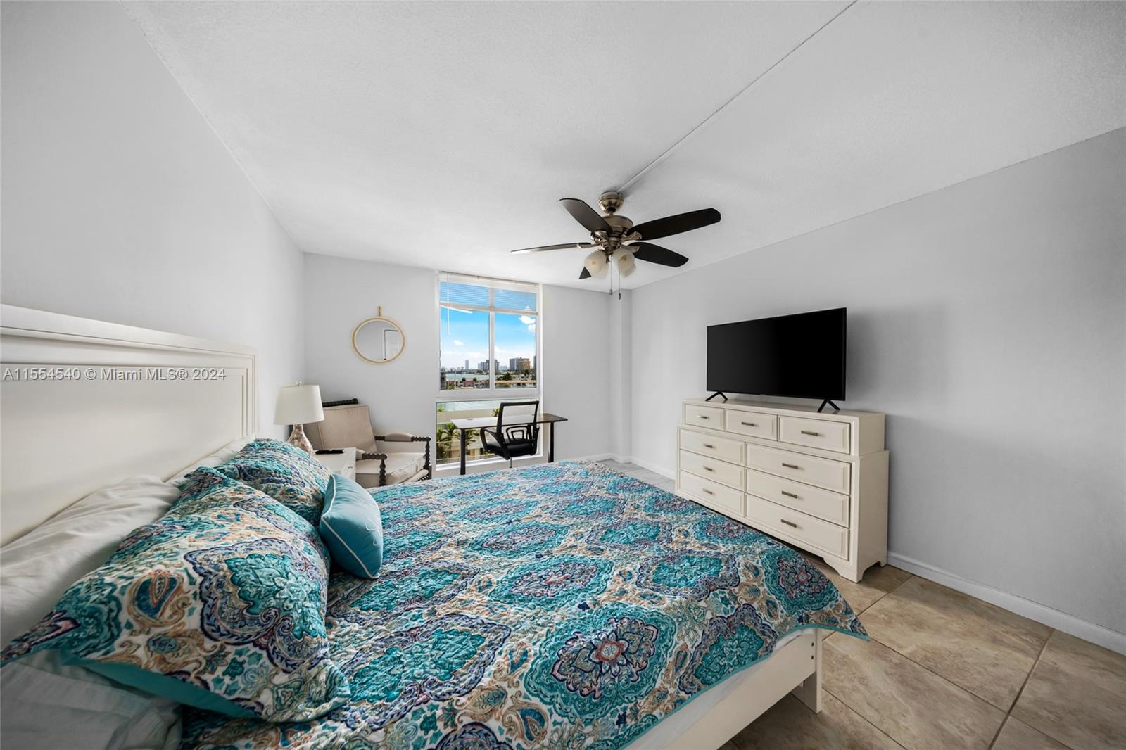 Islander Club - Residential Lease