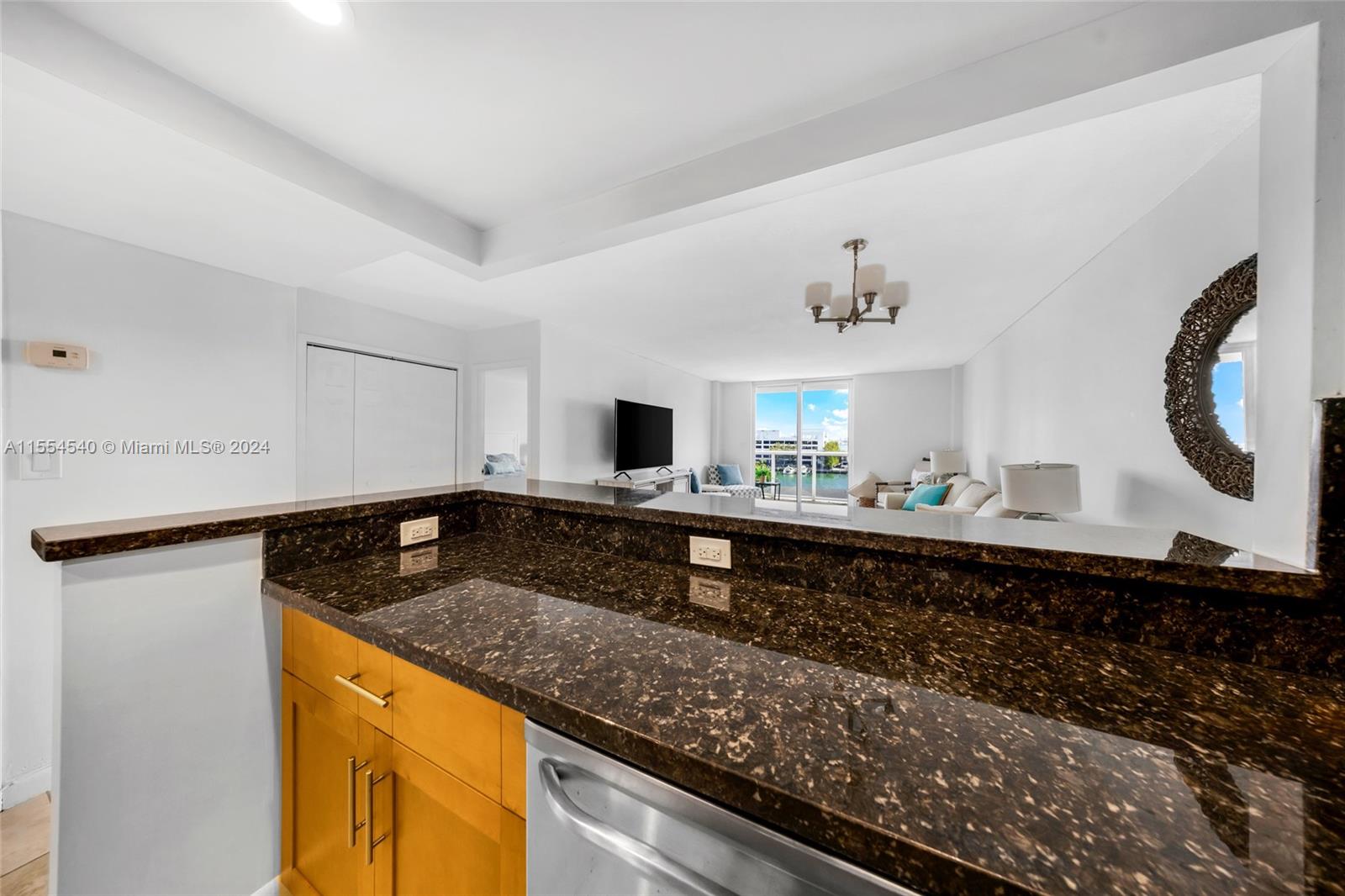 Islander Club - Residential Lease