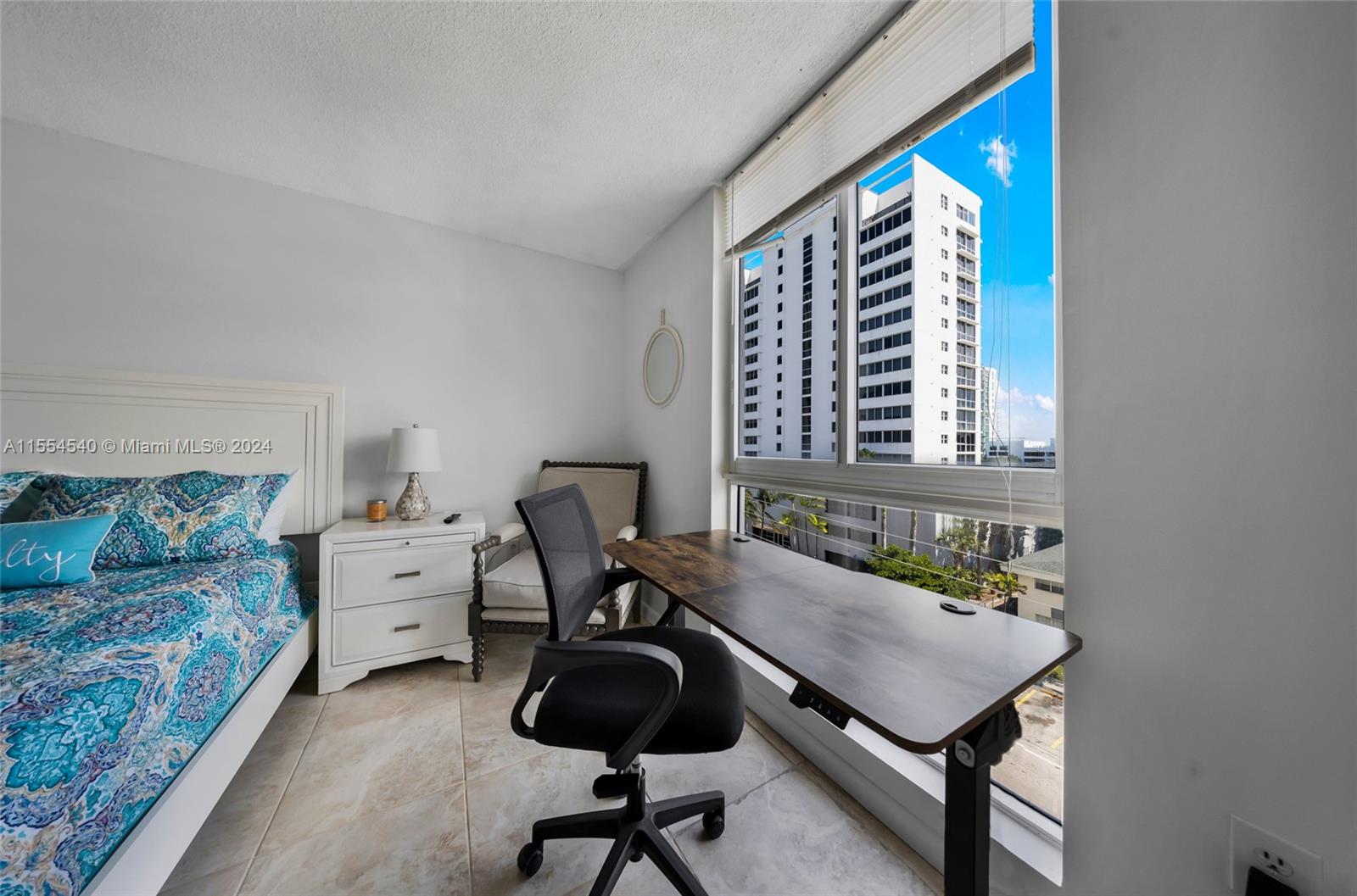 Islander Club - Residential Lease