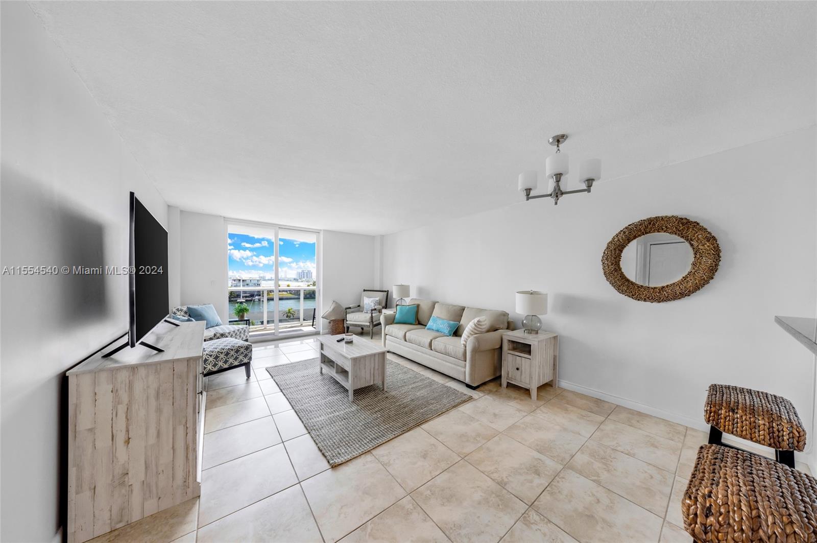 Islander Club - Residential Lease