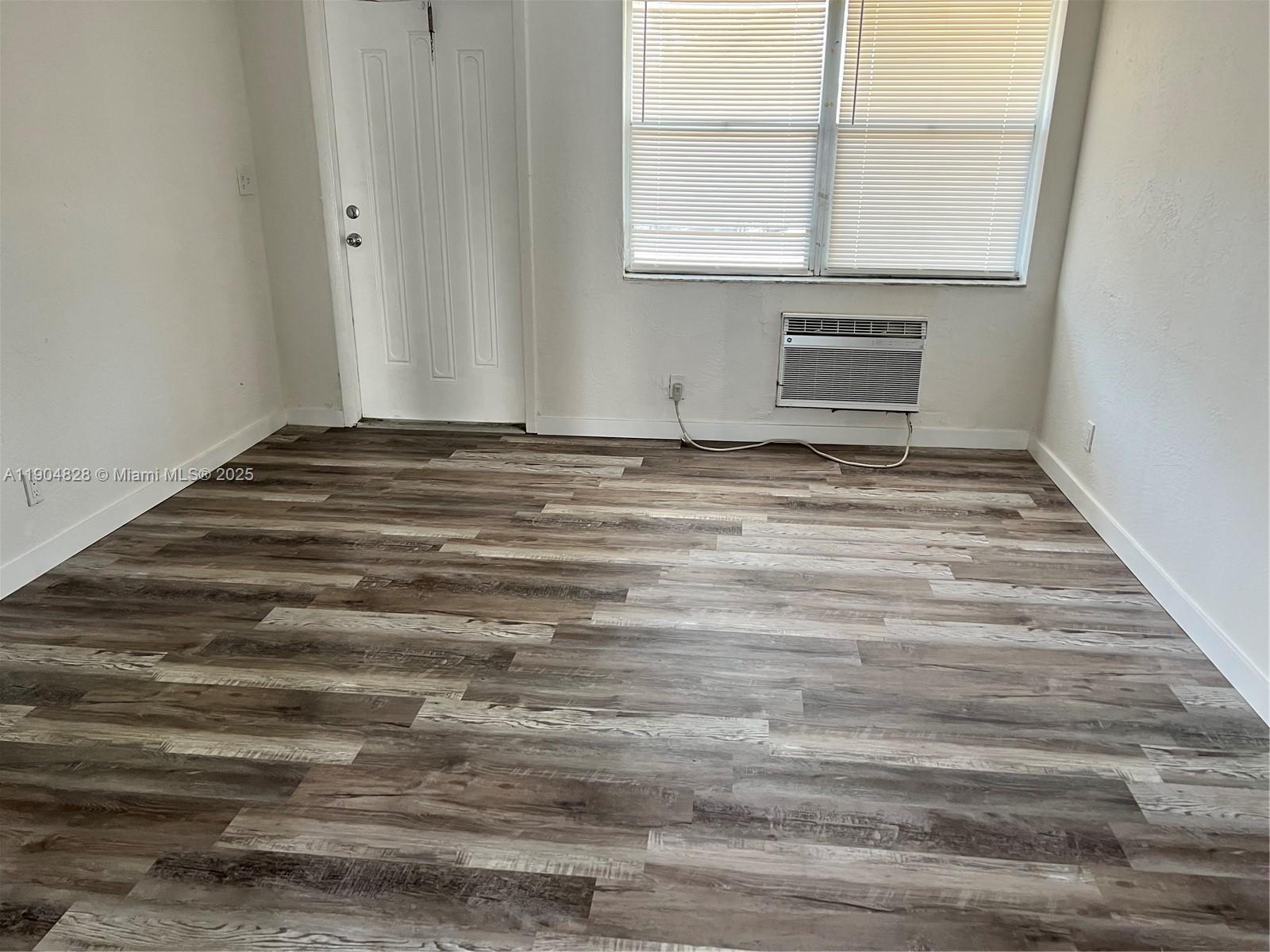 WASHINGTON PARK 5TH ADD - Residential Income