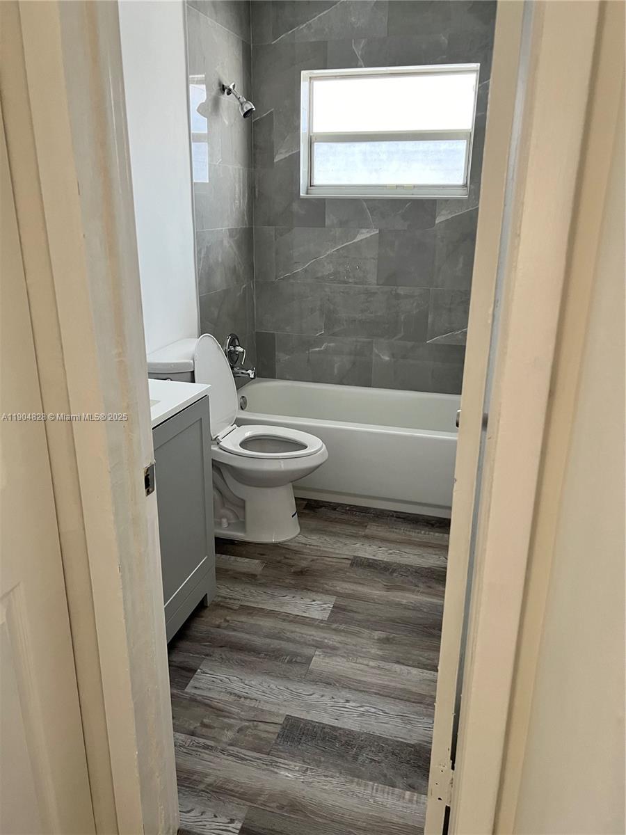 WASHINGTON PARK 5TH ADD - Residential Income