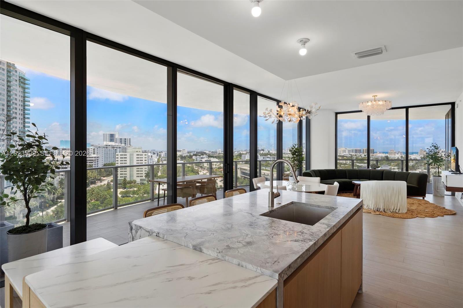 FIVE PARK - Residential