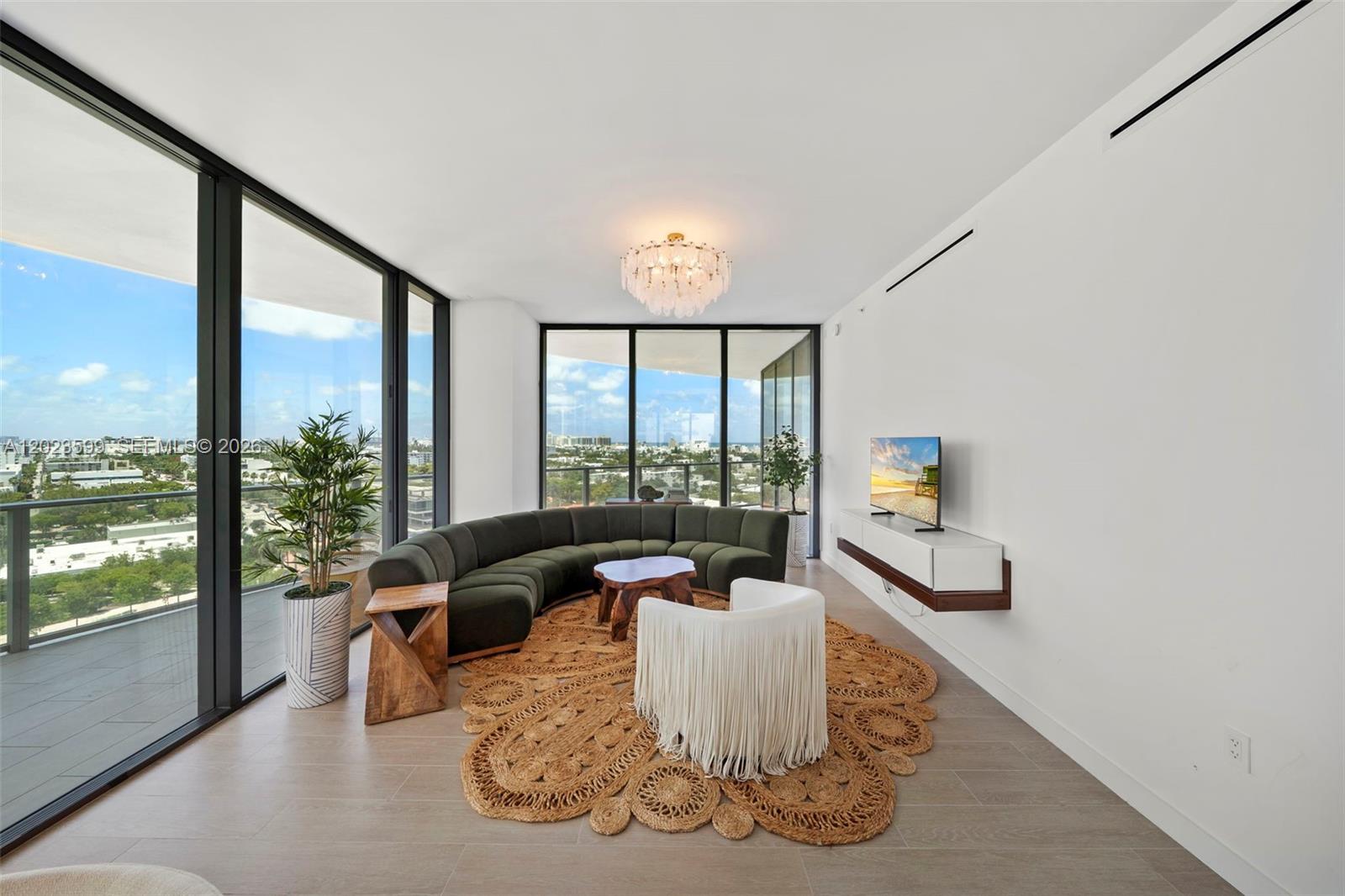 FIVE PARK - Residential