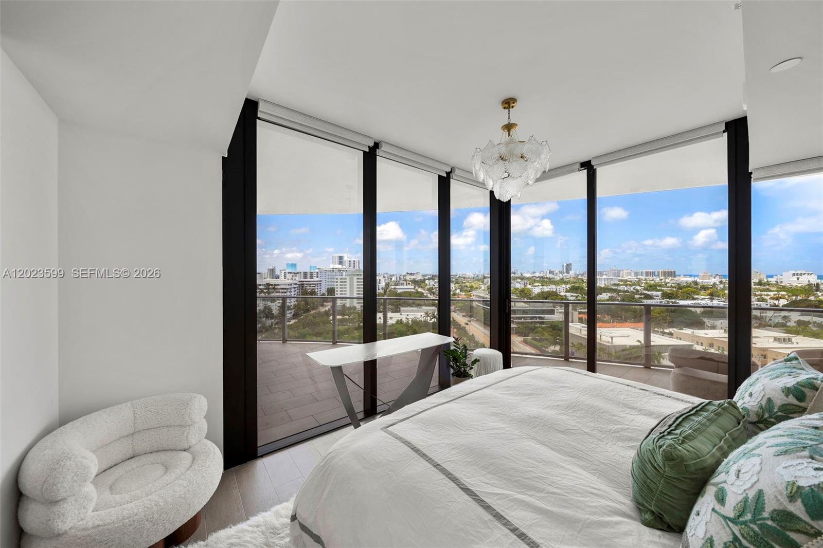 FIVE PARK - Residential