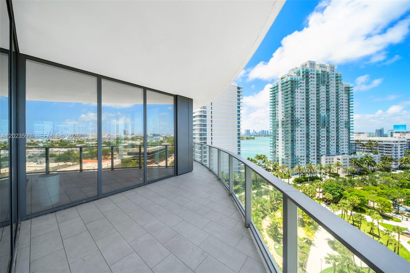 FIVE PARK - Residential