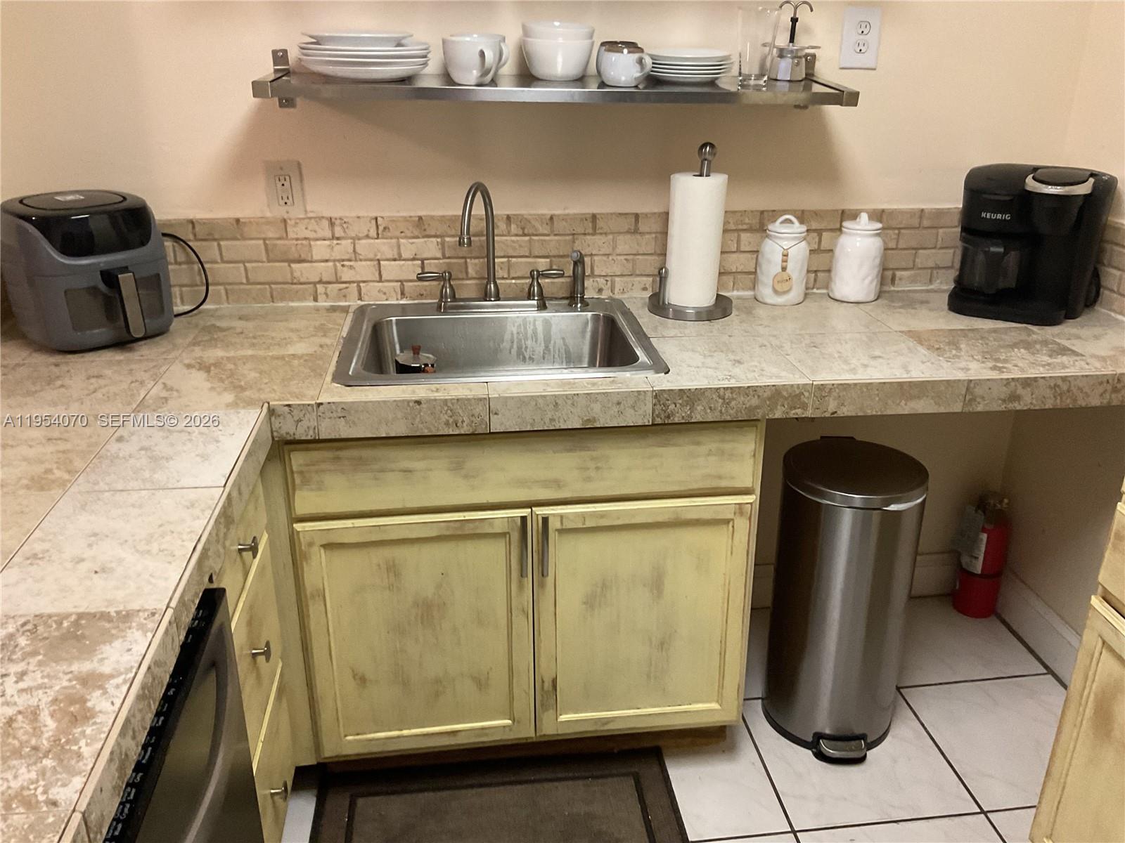 GALLOWAY GARDENS CONDO - Residential