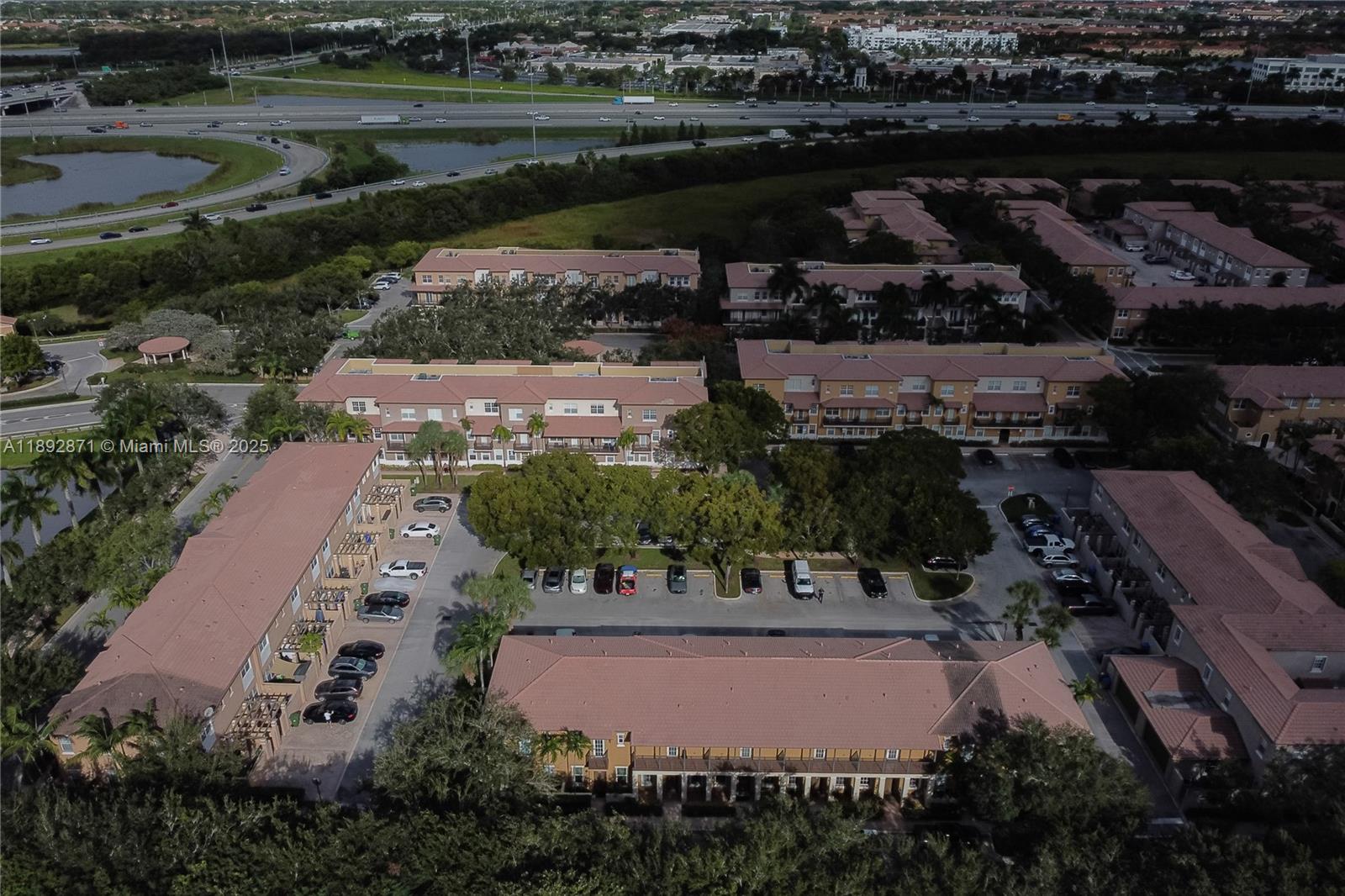 COBBLESTONE CONDO - Residential