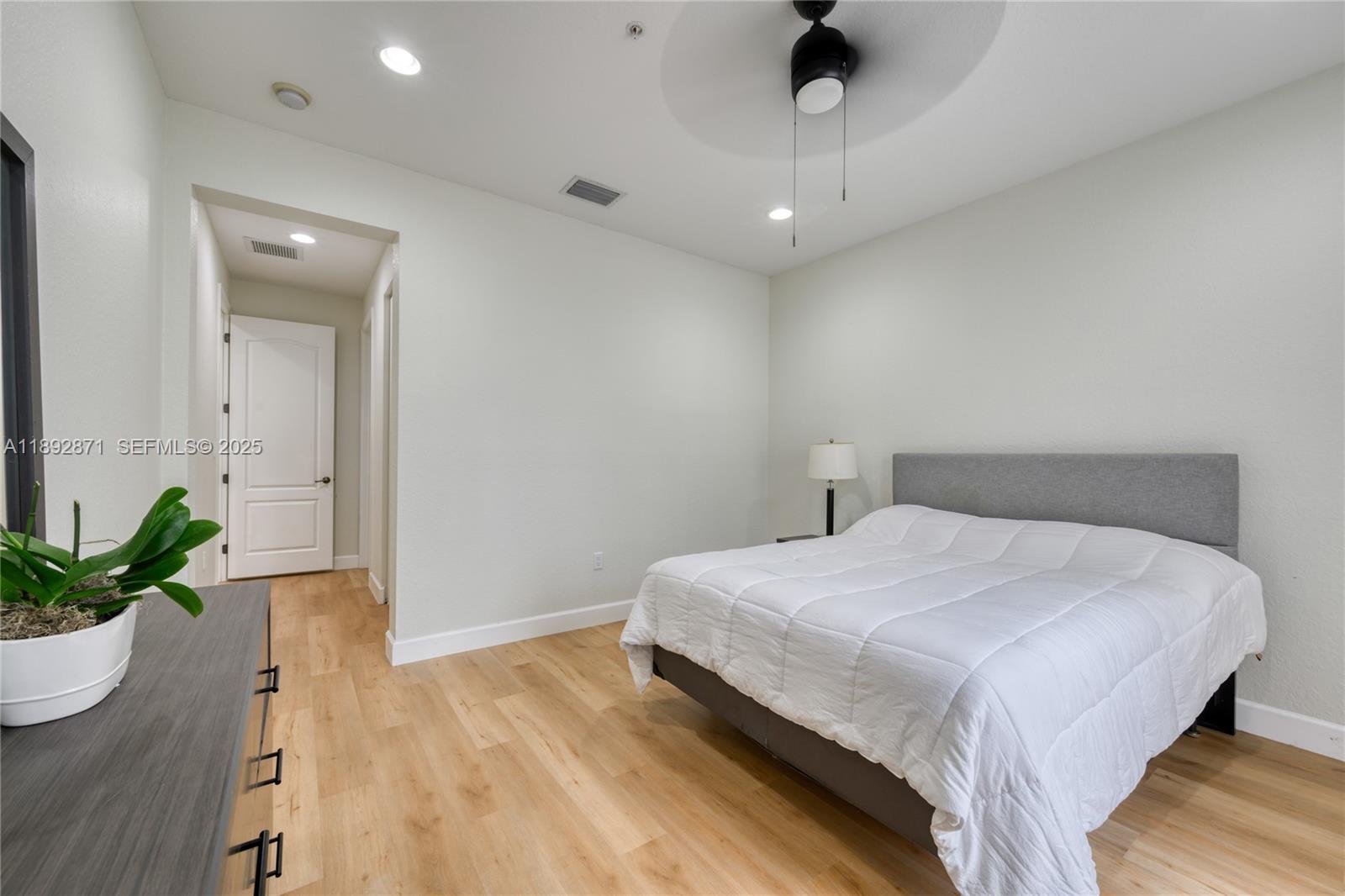 COBBLESTONE CONDO - Residential