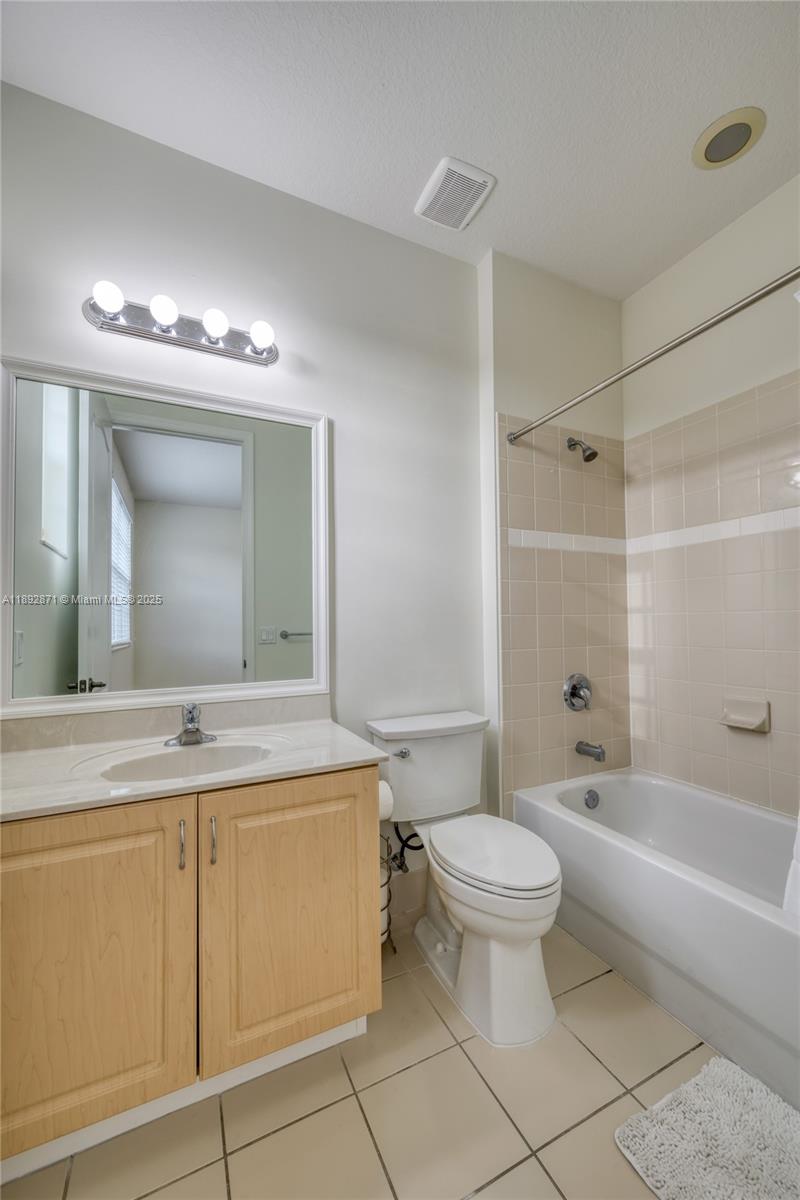 COBBLESTONE CONDO - Residential