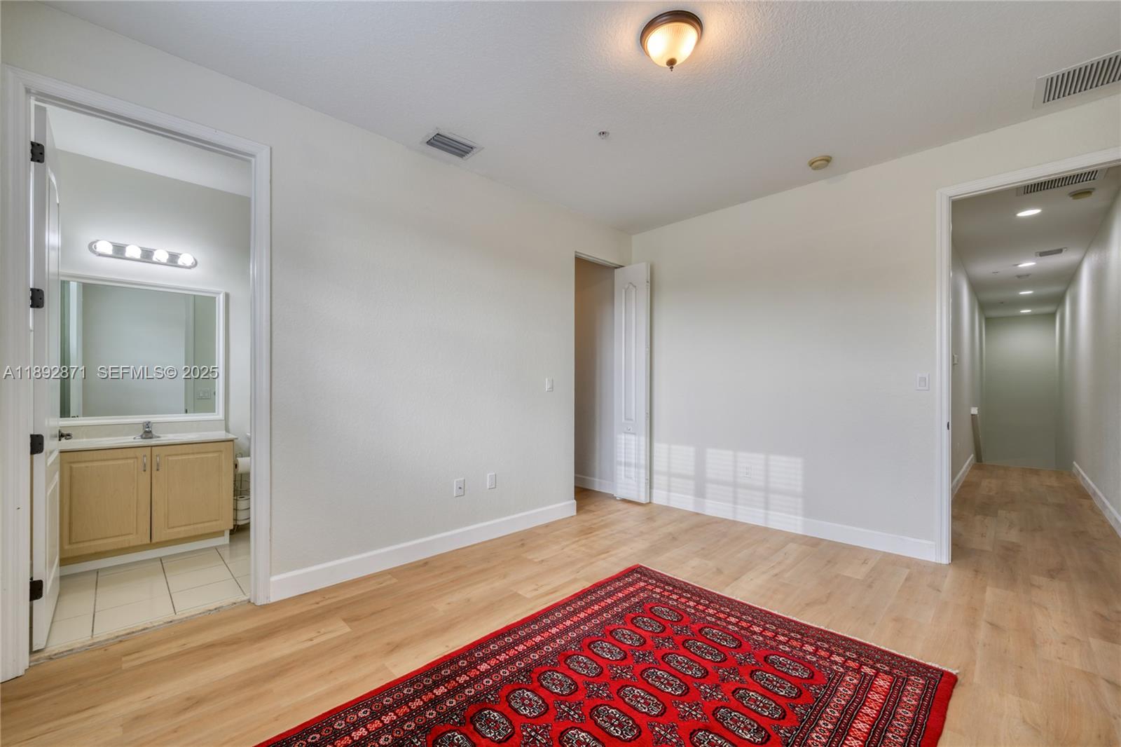 COBBLESTONE CONDO - Residential