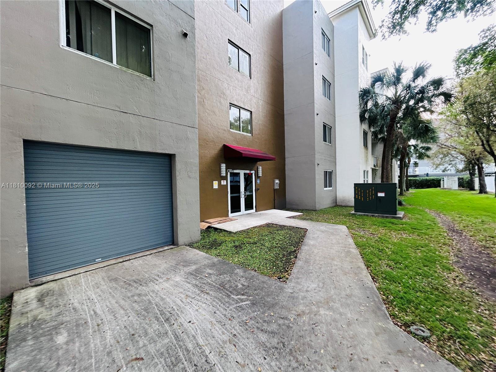PARADISE POINTE CONDO - Residential