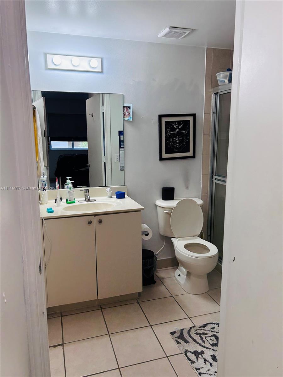PARADISE POINTE CONDO - Residential