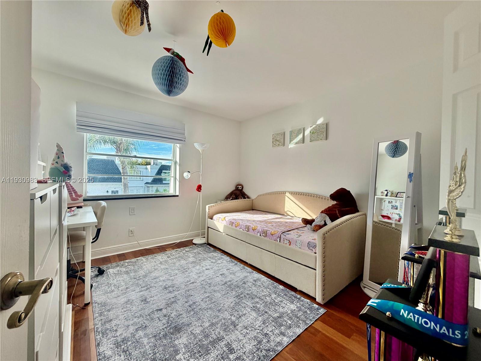 TOWNHOUSES OF VENETIAN PA - Residential