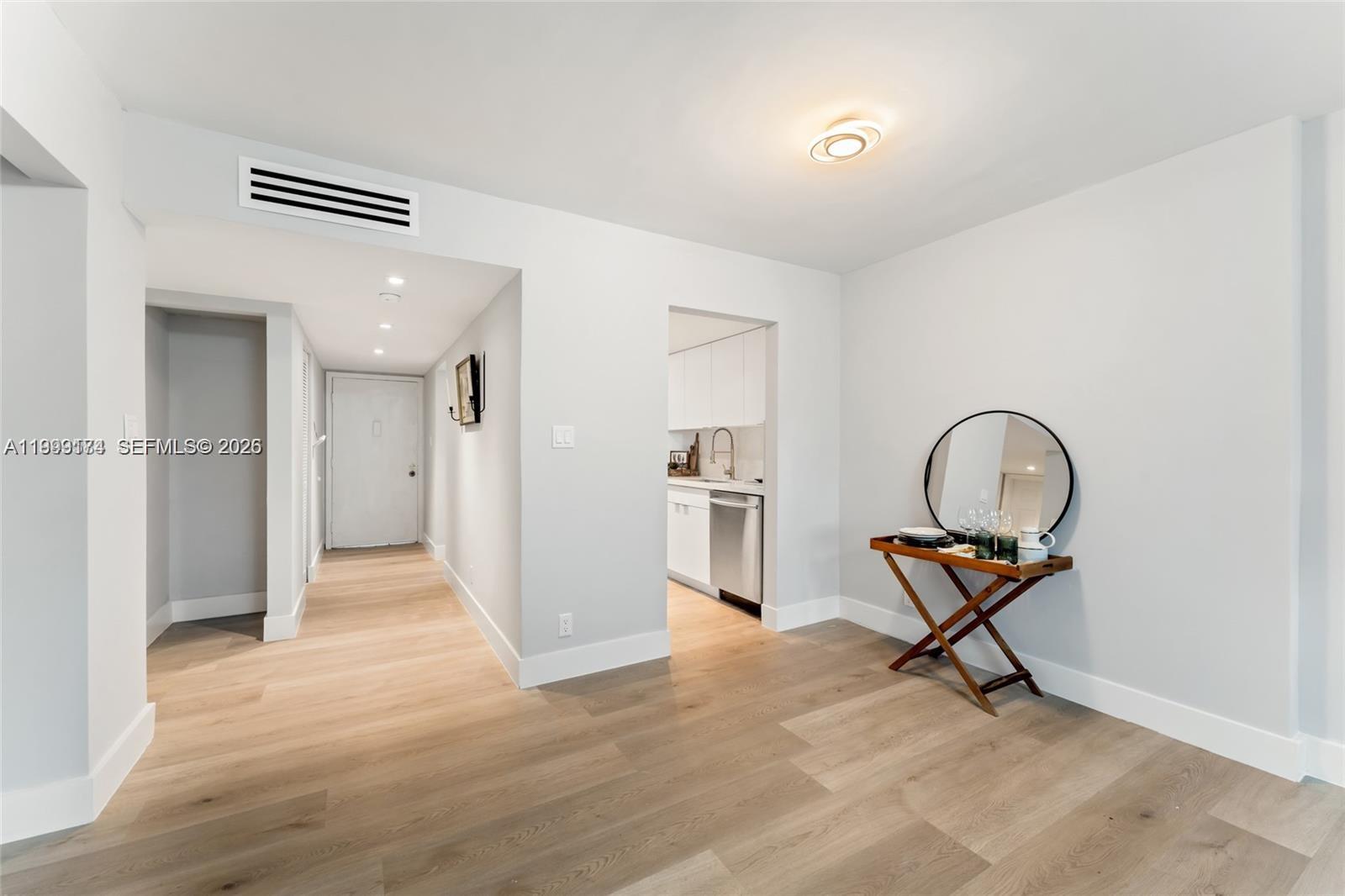 CYPRESS CHASE NORTH NO 3 - Residential