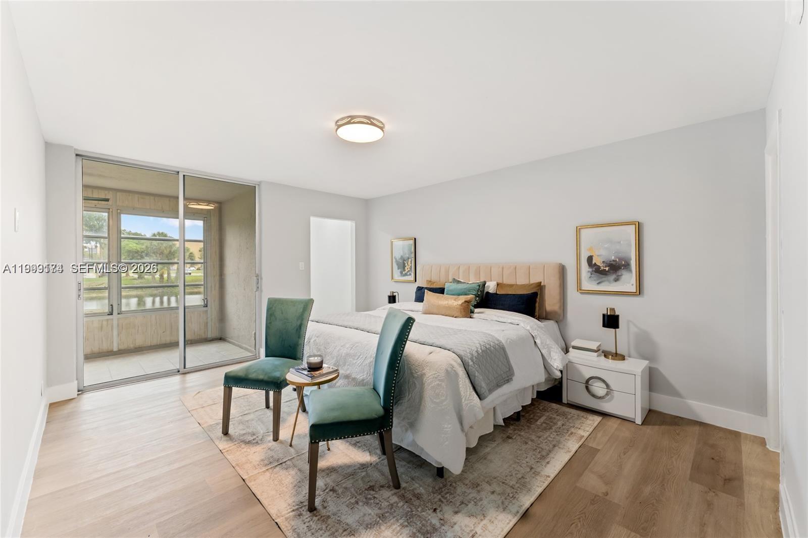 CYPRESS CHASE NORTH NO 3 - Residential