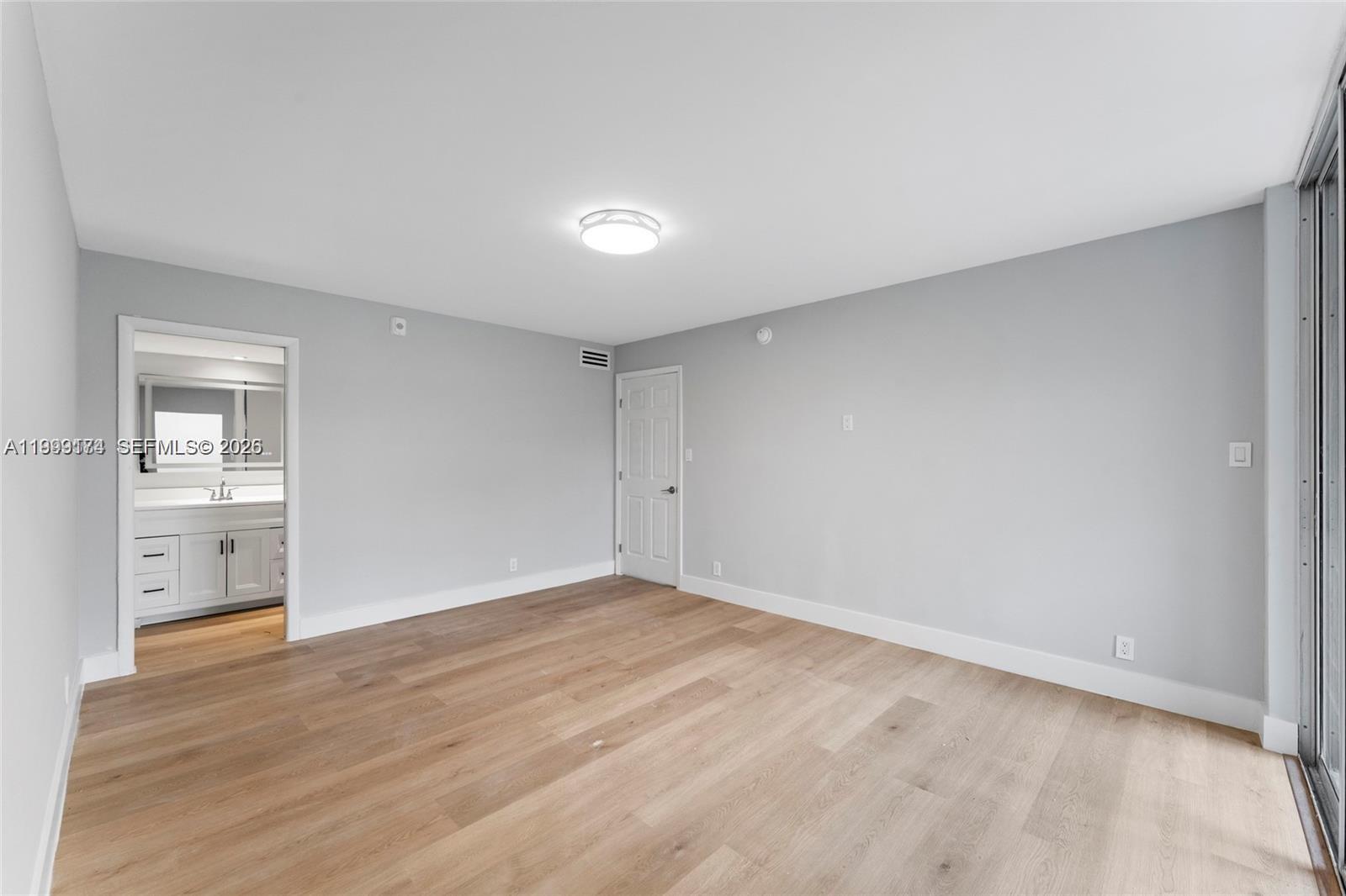 CYPRESS CHASE NORTH NO 3 - Residential