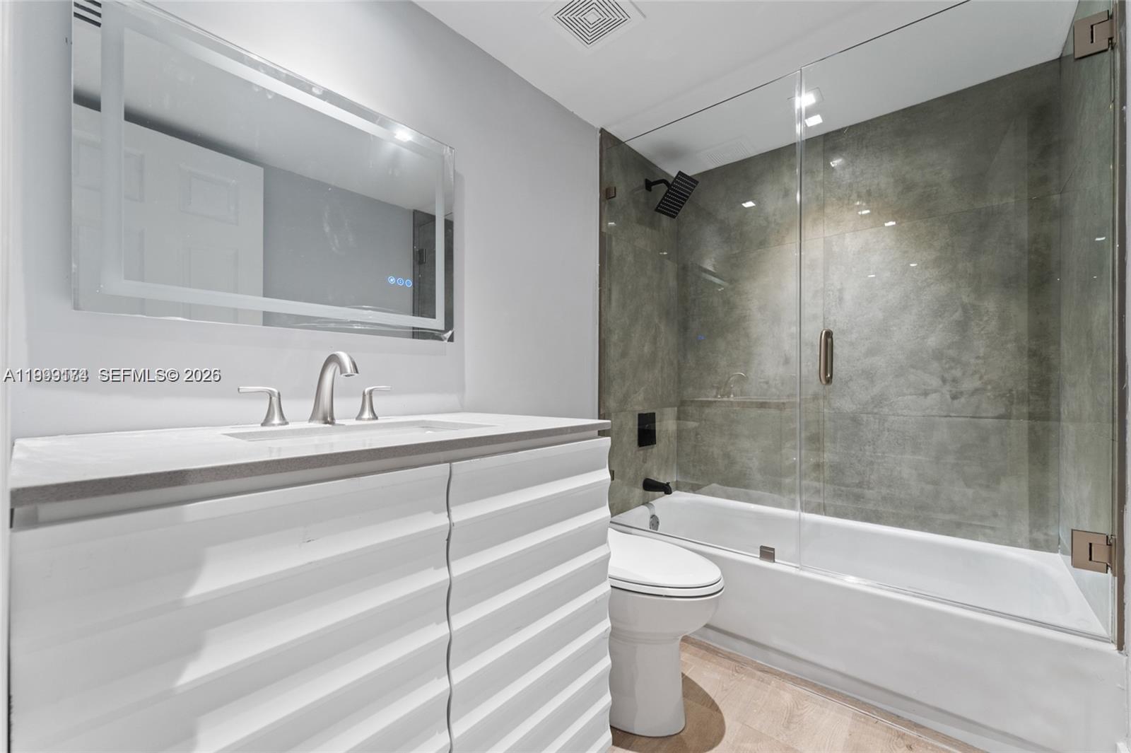 CYPRESS CHASE NORTH NO 3 - Residential