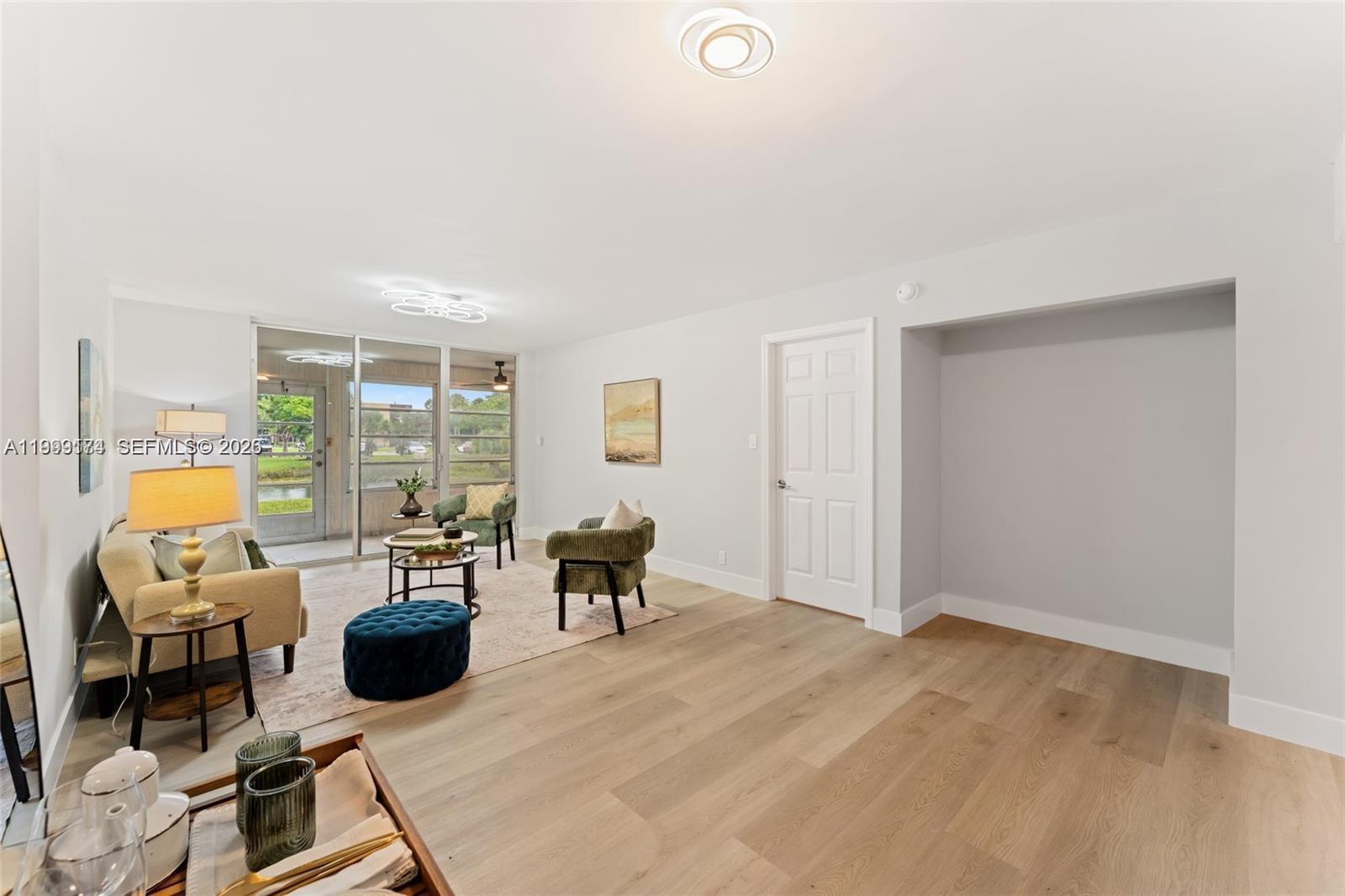 CYPRESS CHASE NORTH NO 3 - Residential