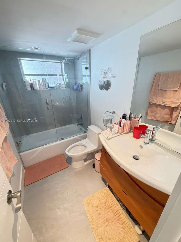 CASA DEL SOL CONDO - Residential Lease