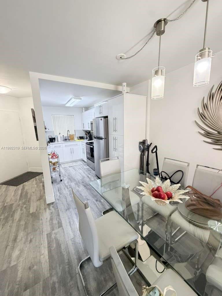 CASA DEL SOL CONDO - Residential Lease