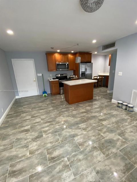 Photo of 3550 NW 8th Ave #603, Pompano Beach, FL 33064 (MLS # A11865009)