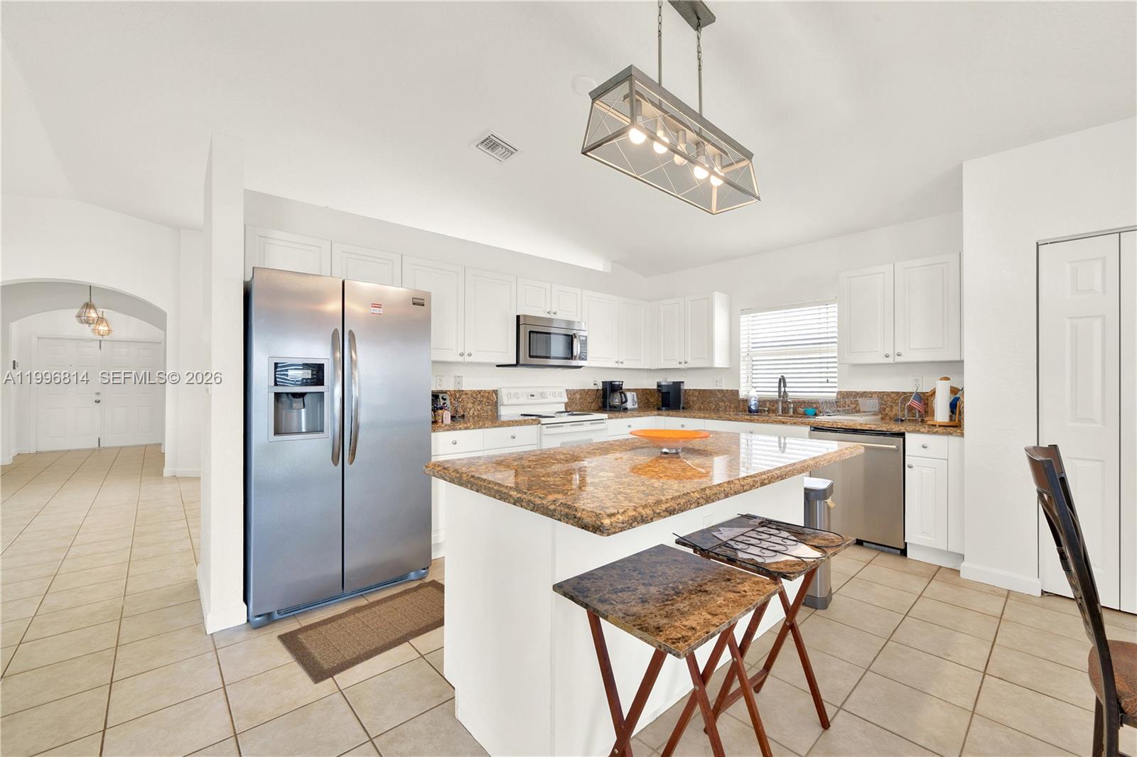 FOUR LAKES SEC 7 - Residential Lease