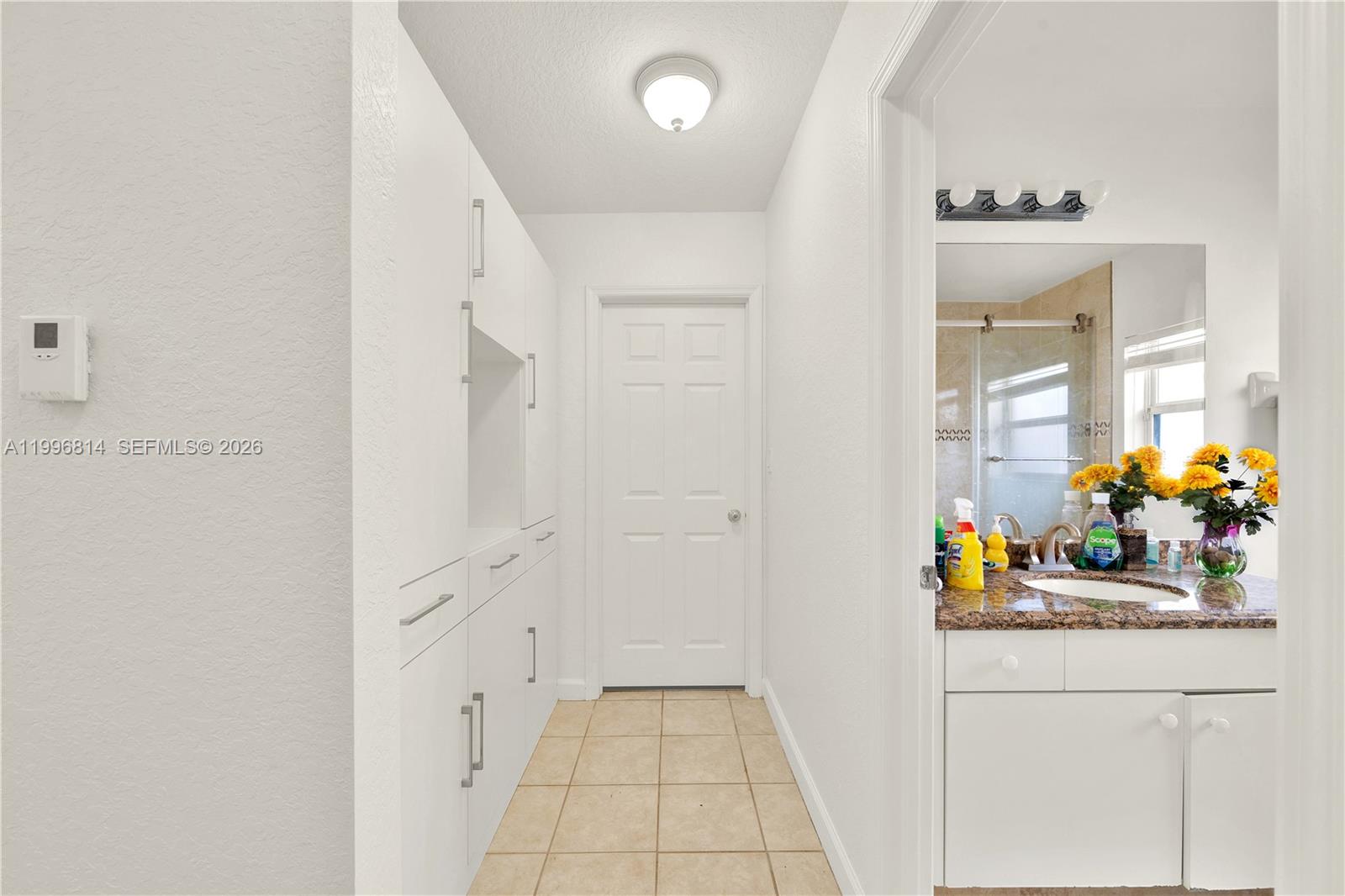 FOUR LAKES SEC 7 - Residential Lease