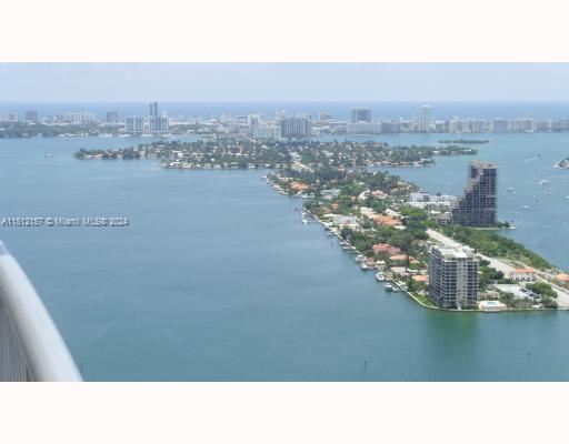 OPERA TOWER CONDO - Residential