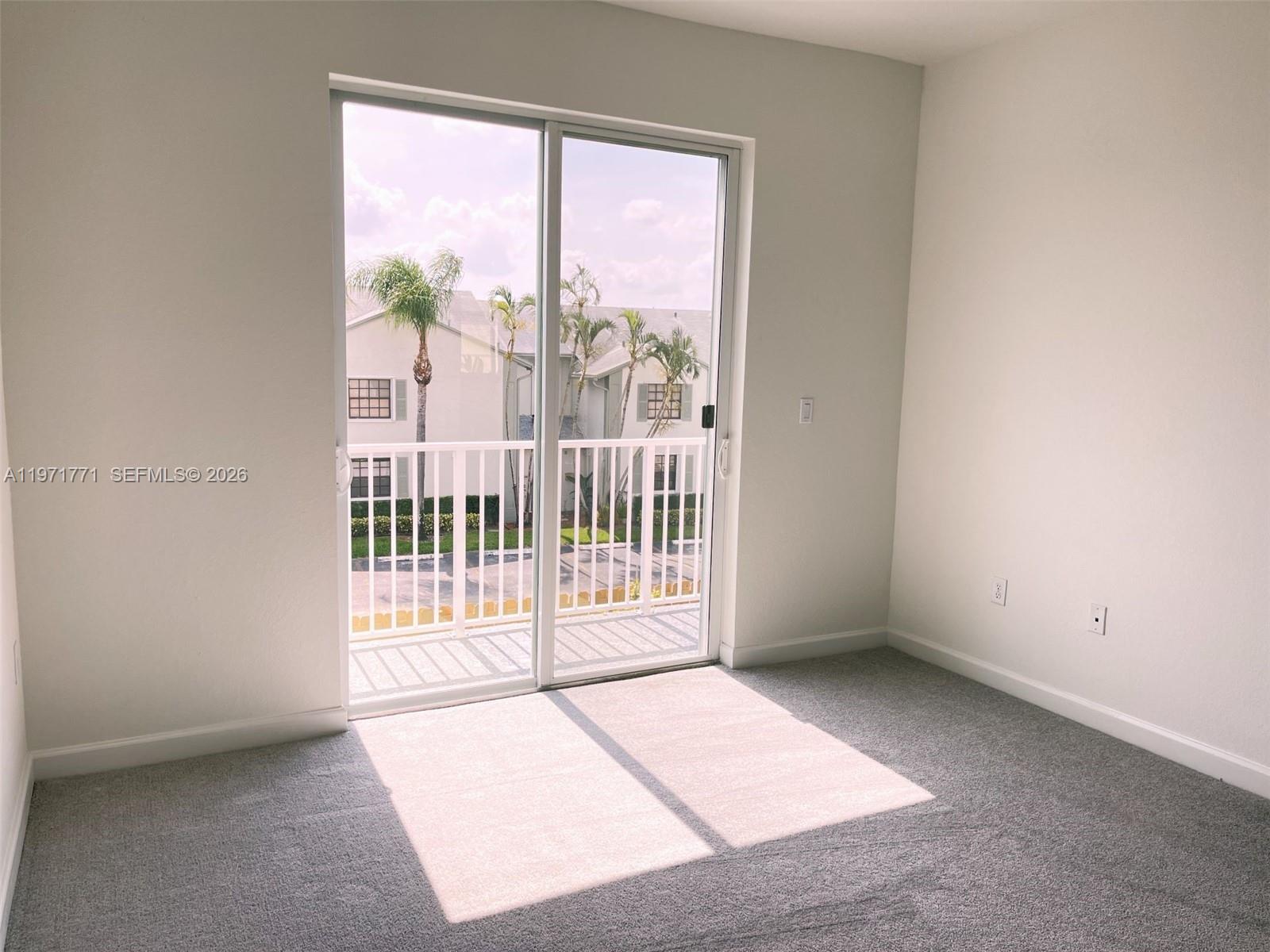 MIAMI LAND AND DEVELOPMEN - Residential Lease